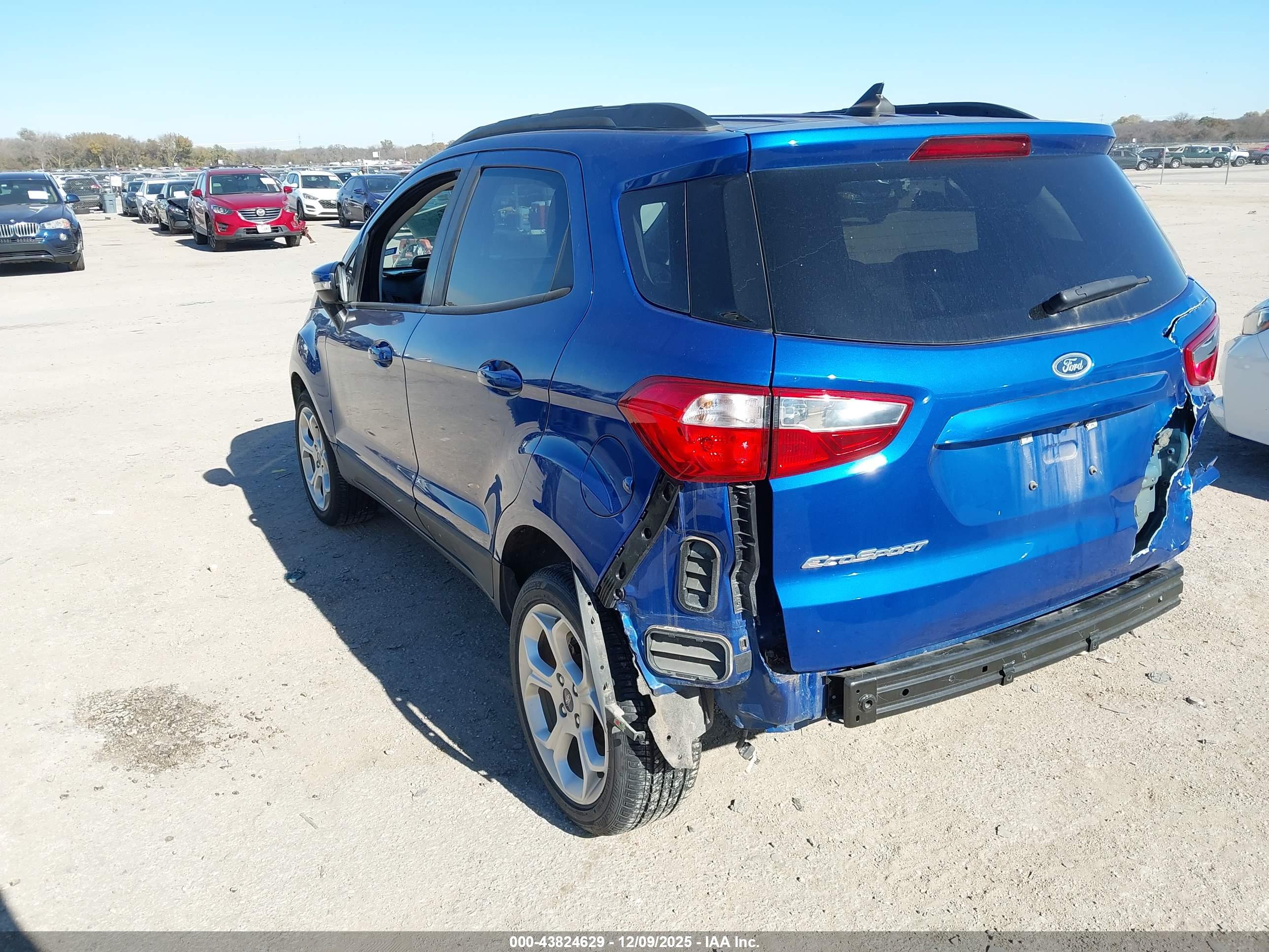 FORD ECOSPORT image 3