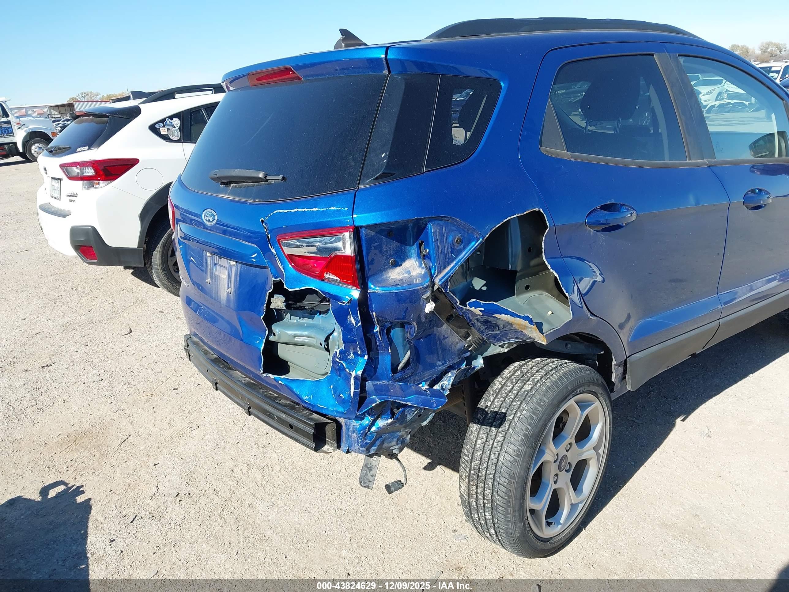 FORD ECOSPORT image 6