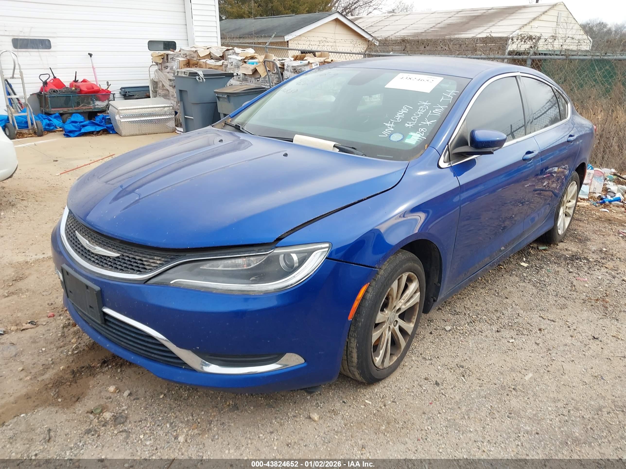 CHRYSLER 200 image 2