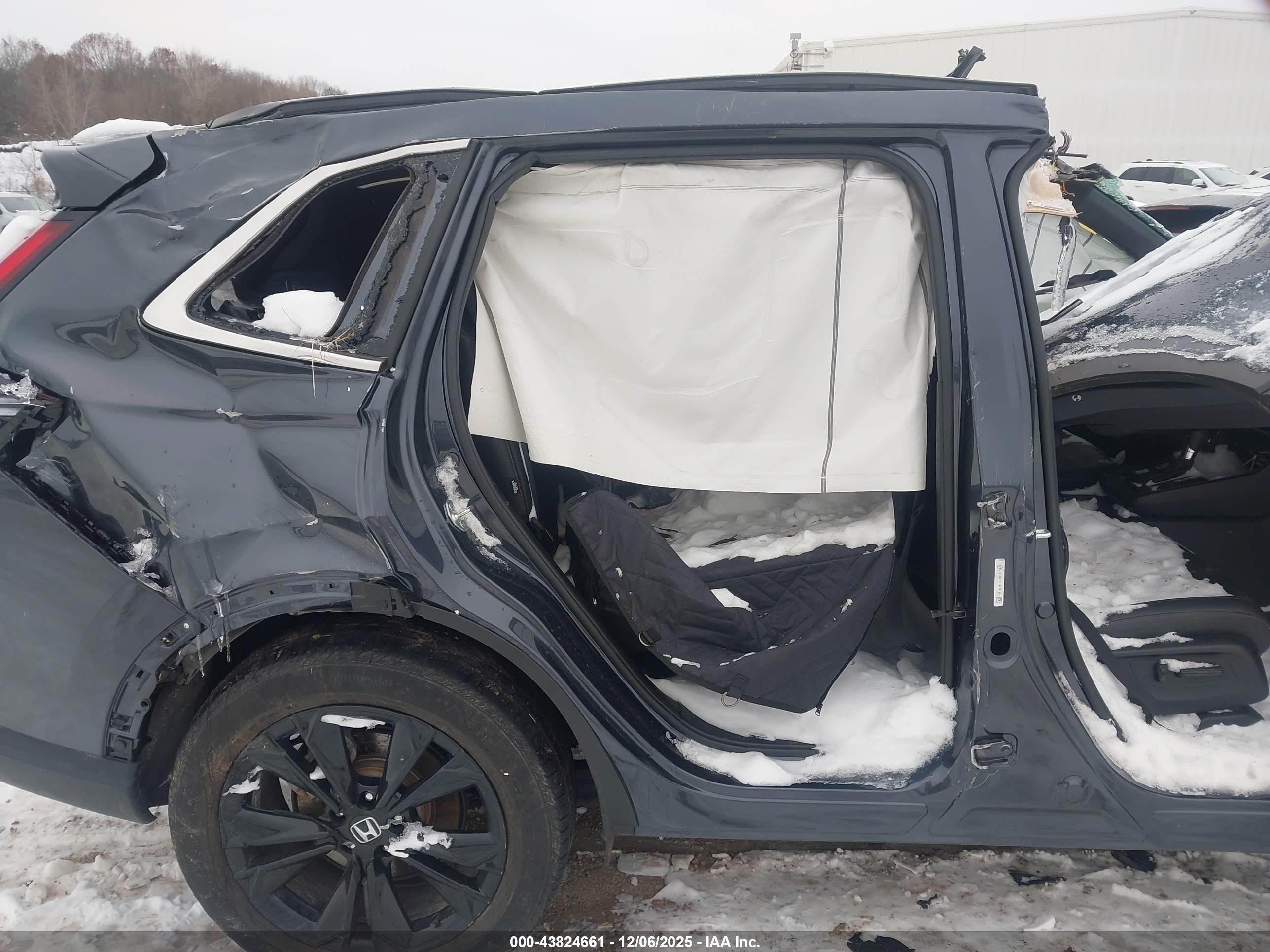 HONDA CR-V image 8