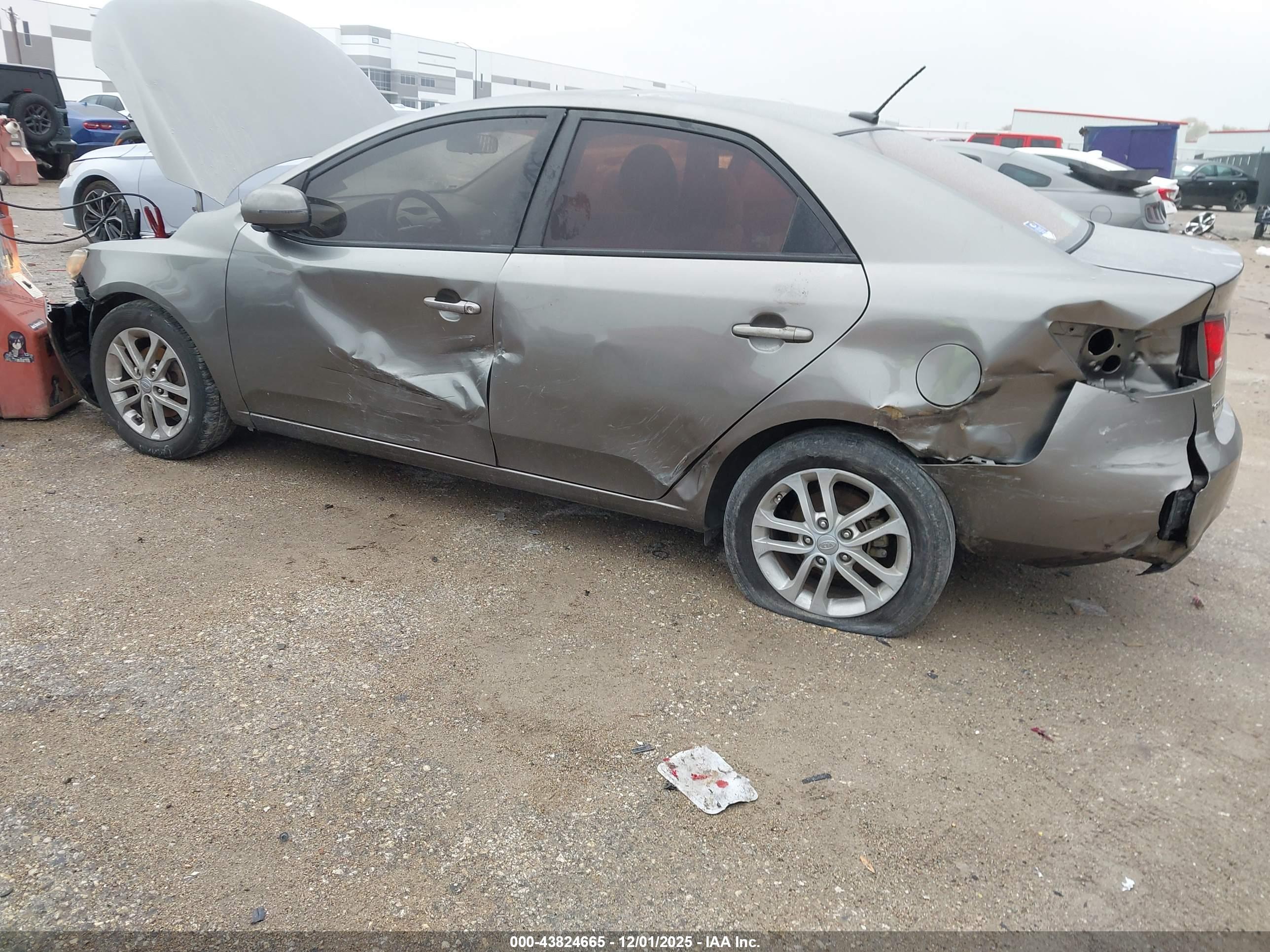 KIA FORTE image 6