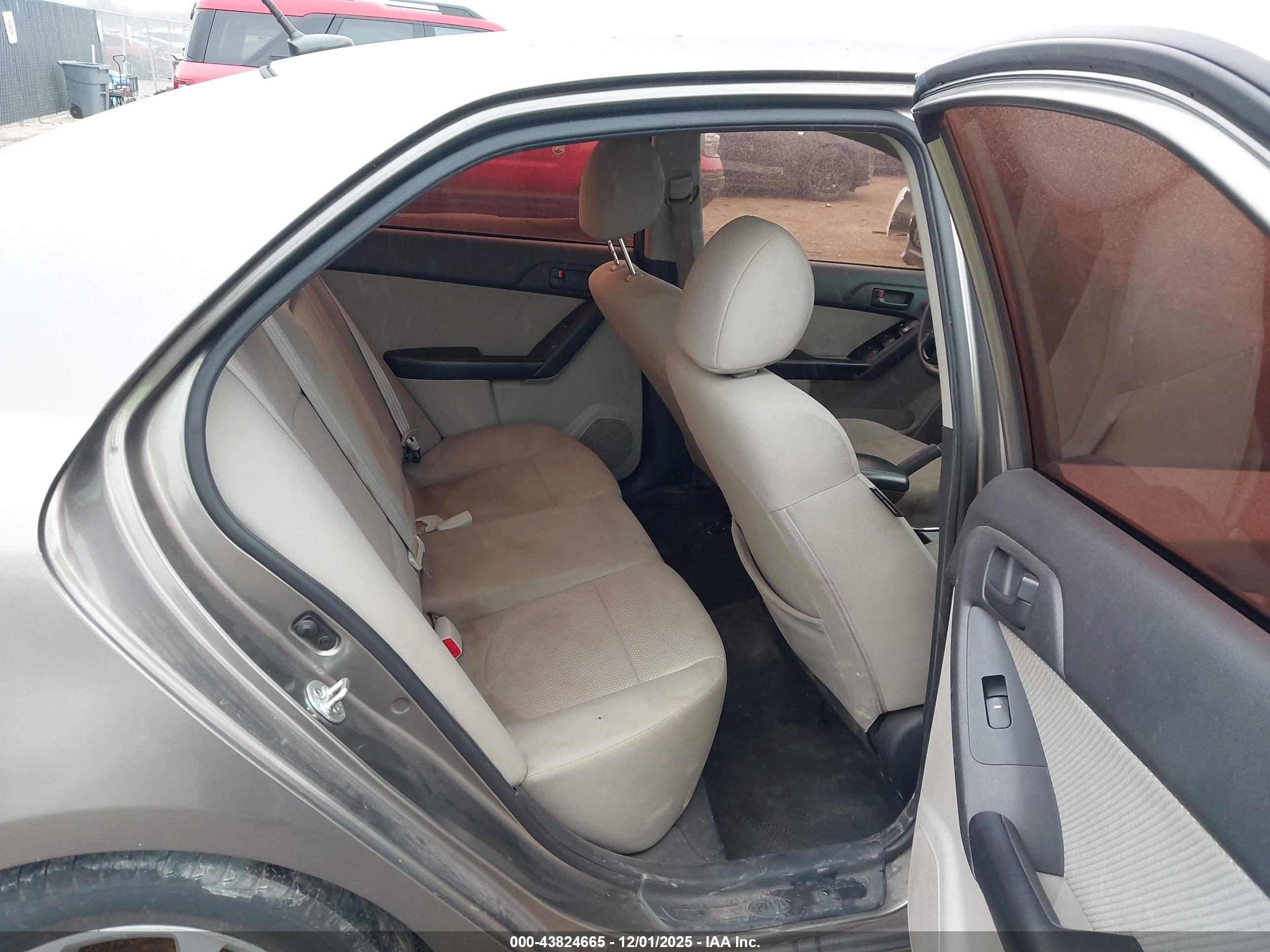 KIA FORTE image 8