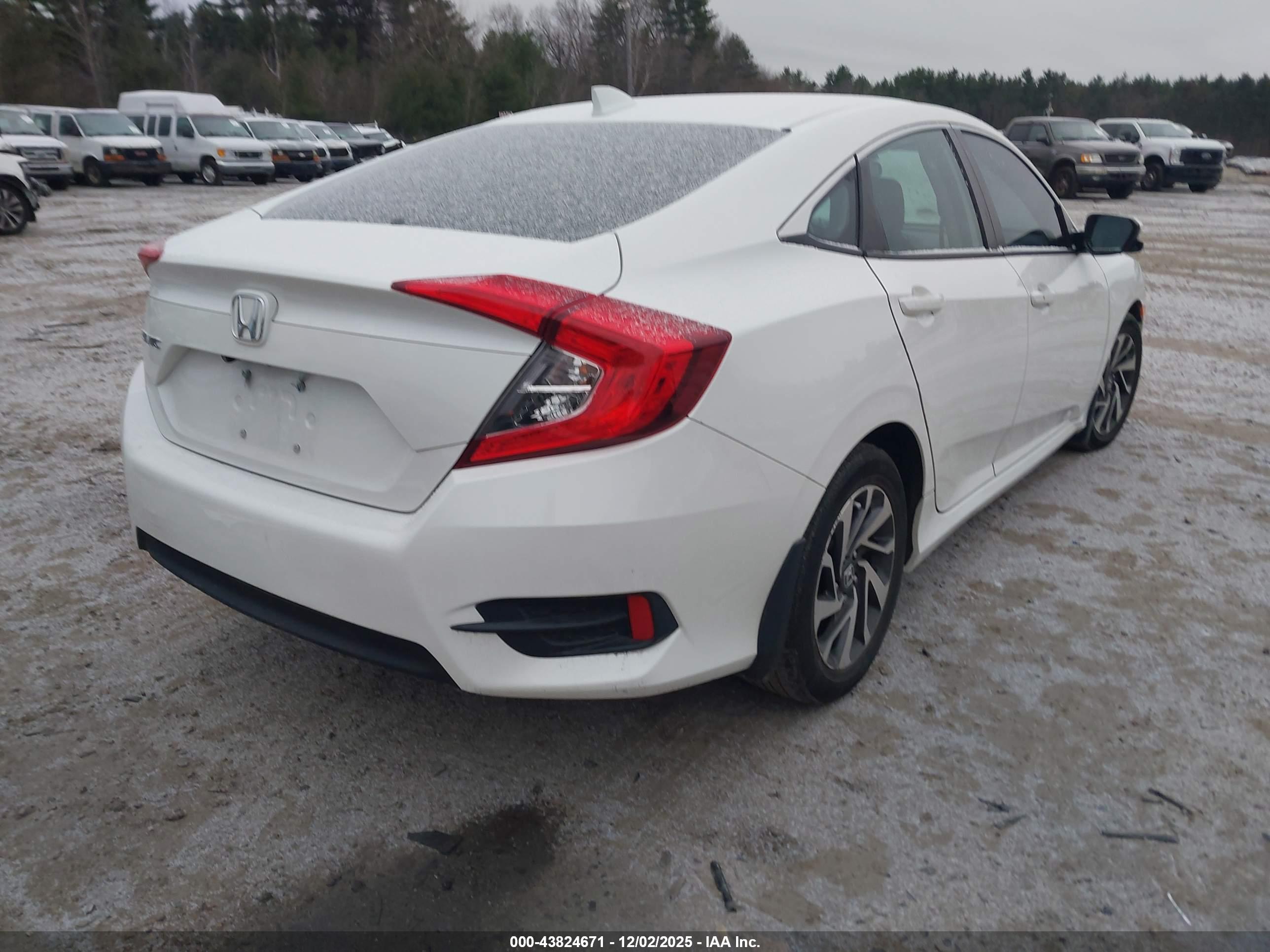 HONDA CIVIC image 4