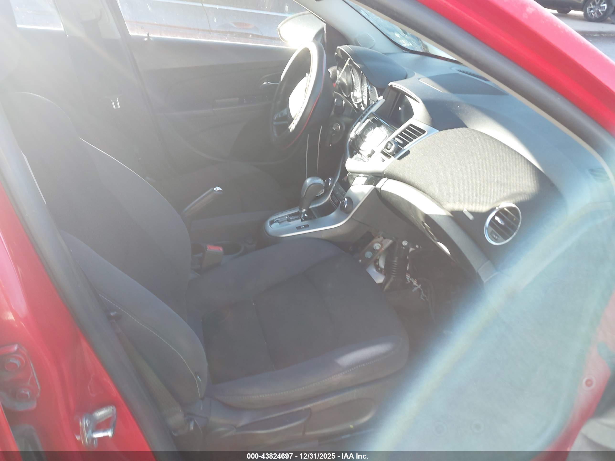 CHEVROLET CRUZE image 5
