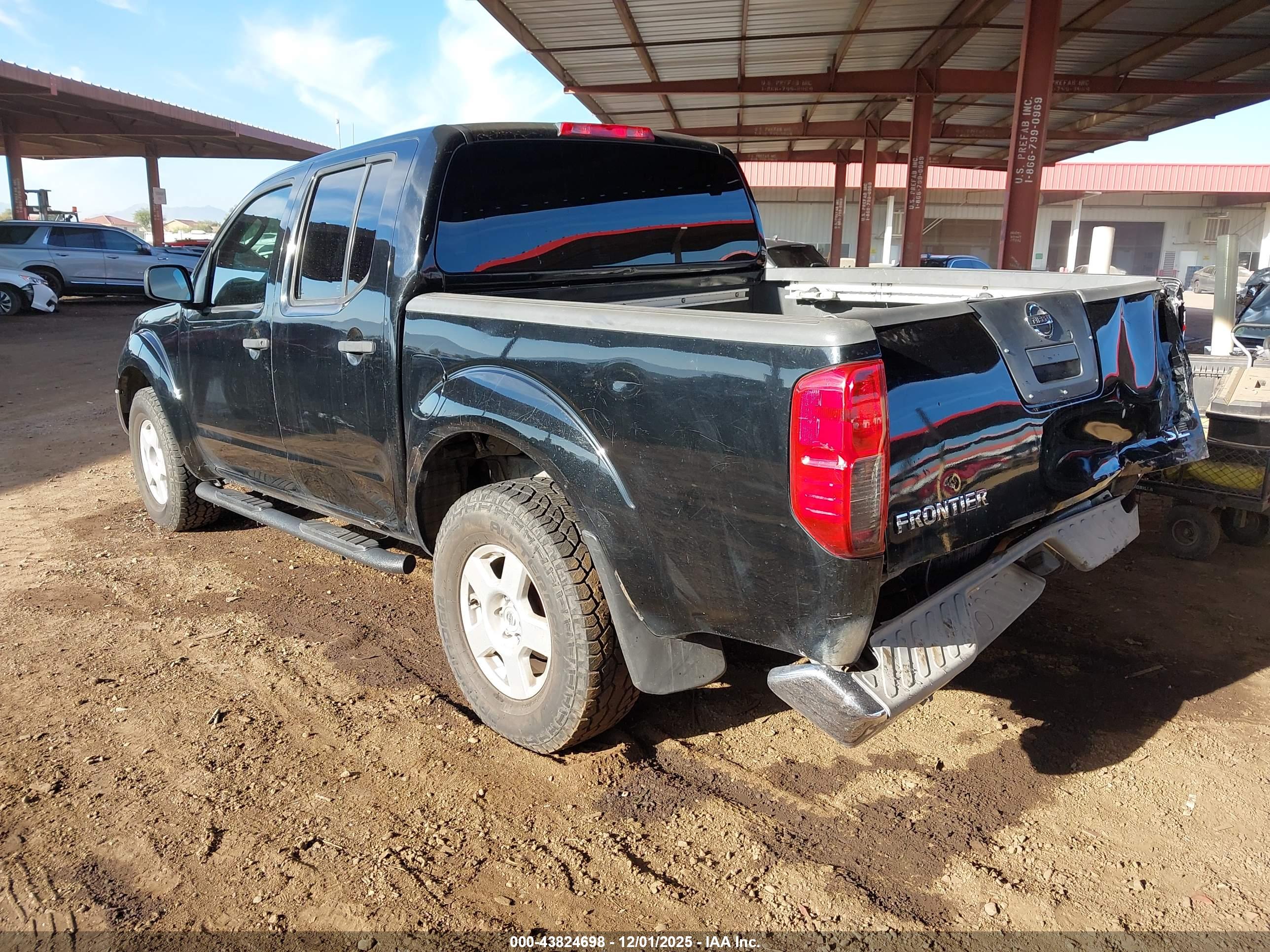 NISSAN FRONTIER image 3
