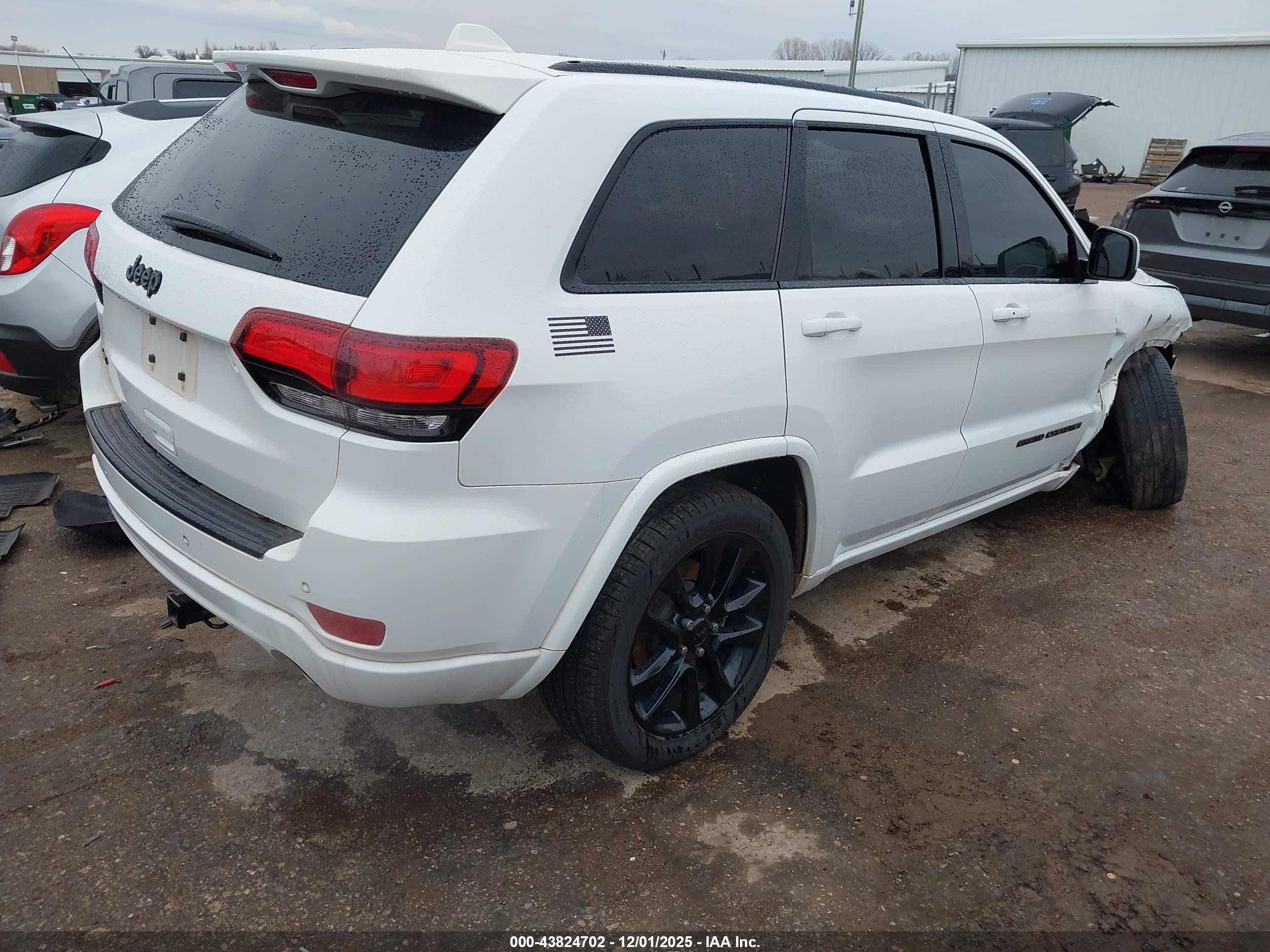 JEEP GRAND image 4