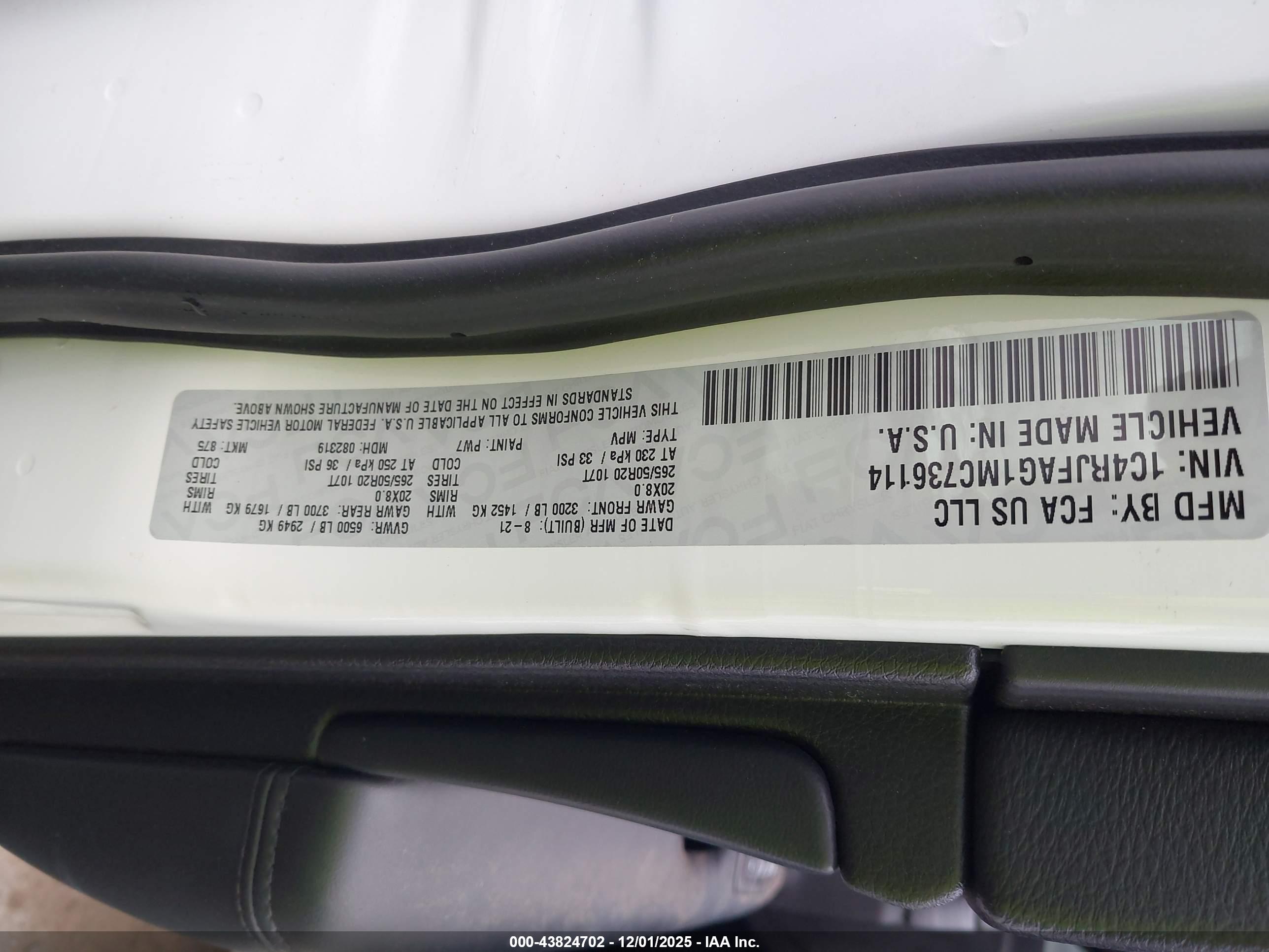 JEEP GRAND image 9