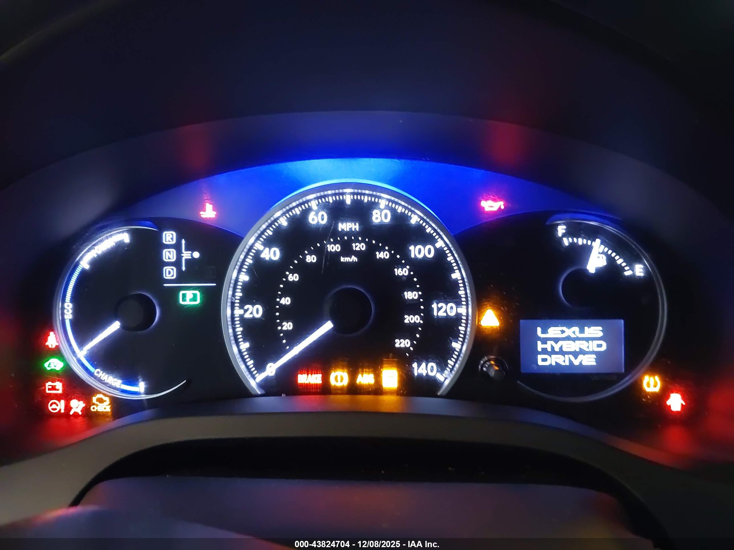 LEXUS CT image 7