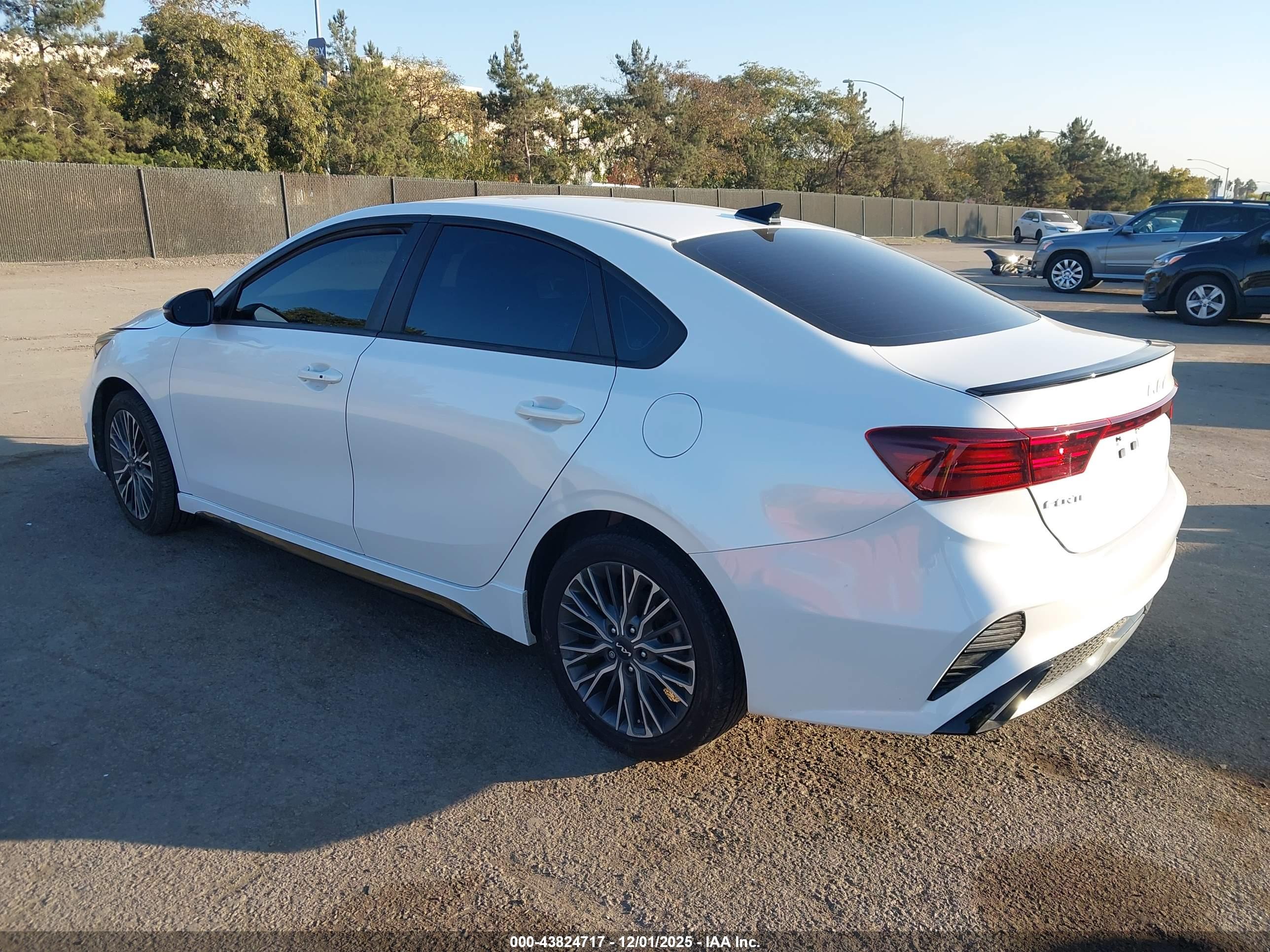 KIA FORTE image 3