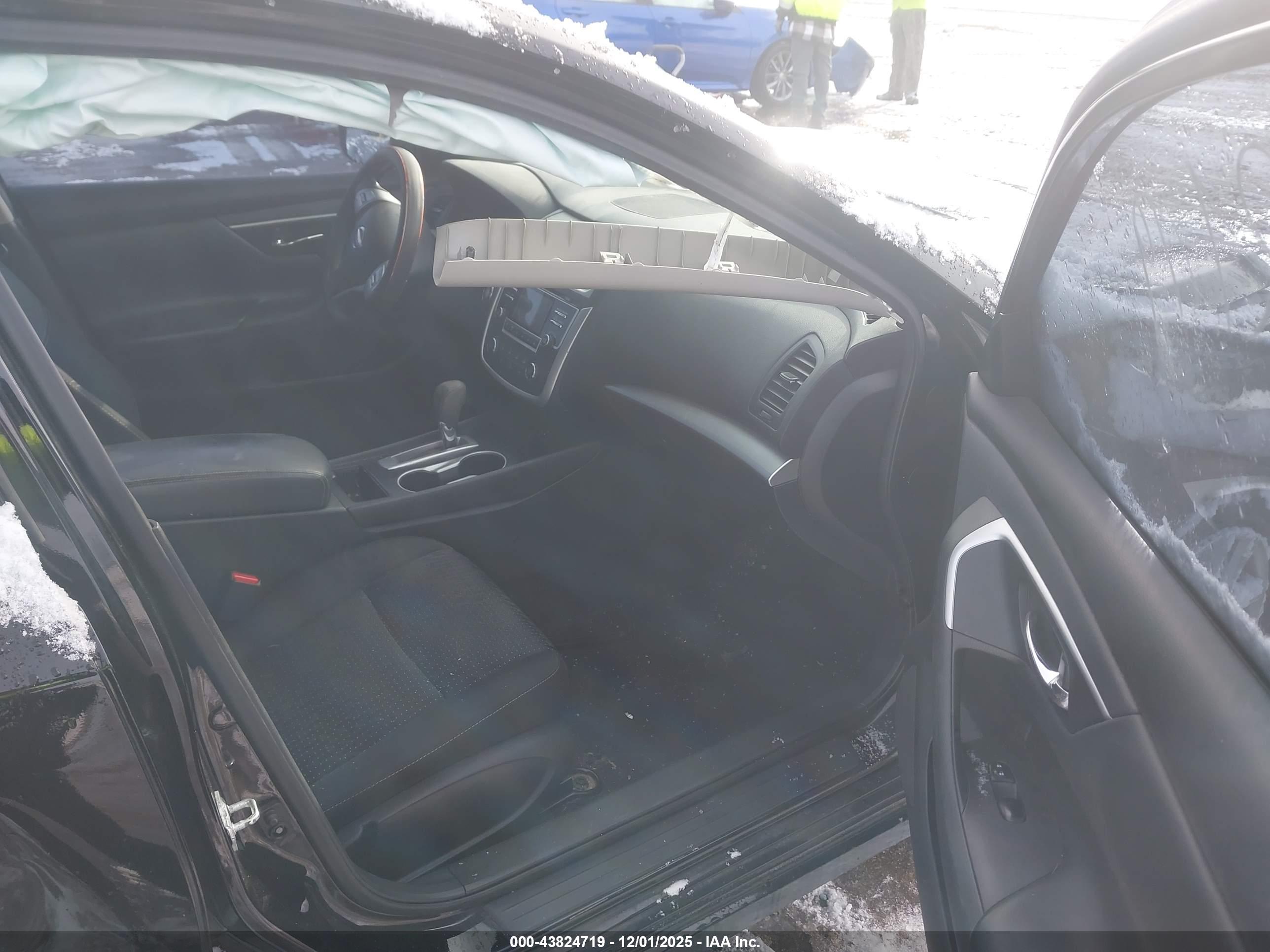 NISSAN ALTIMA image 5