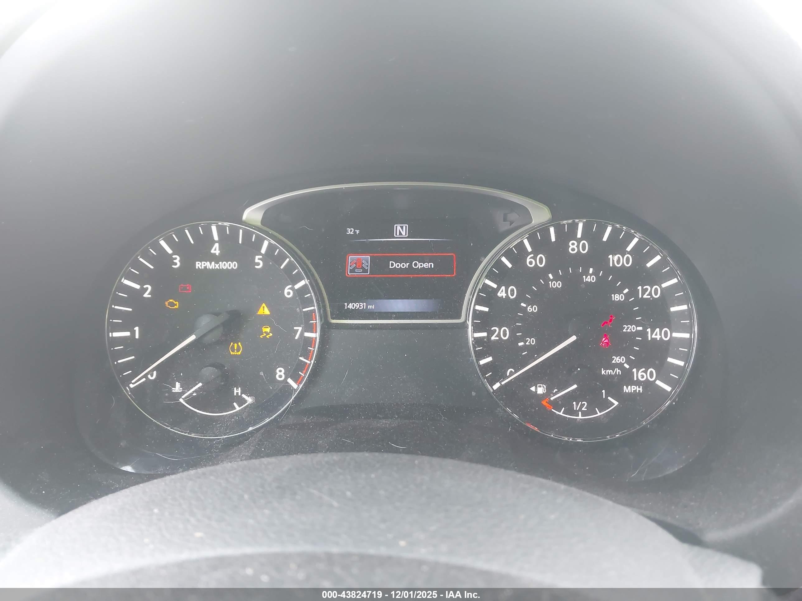 NISSAN ALTIMA image 7