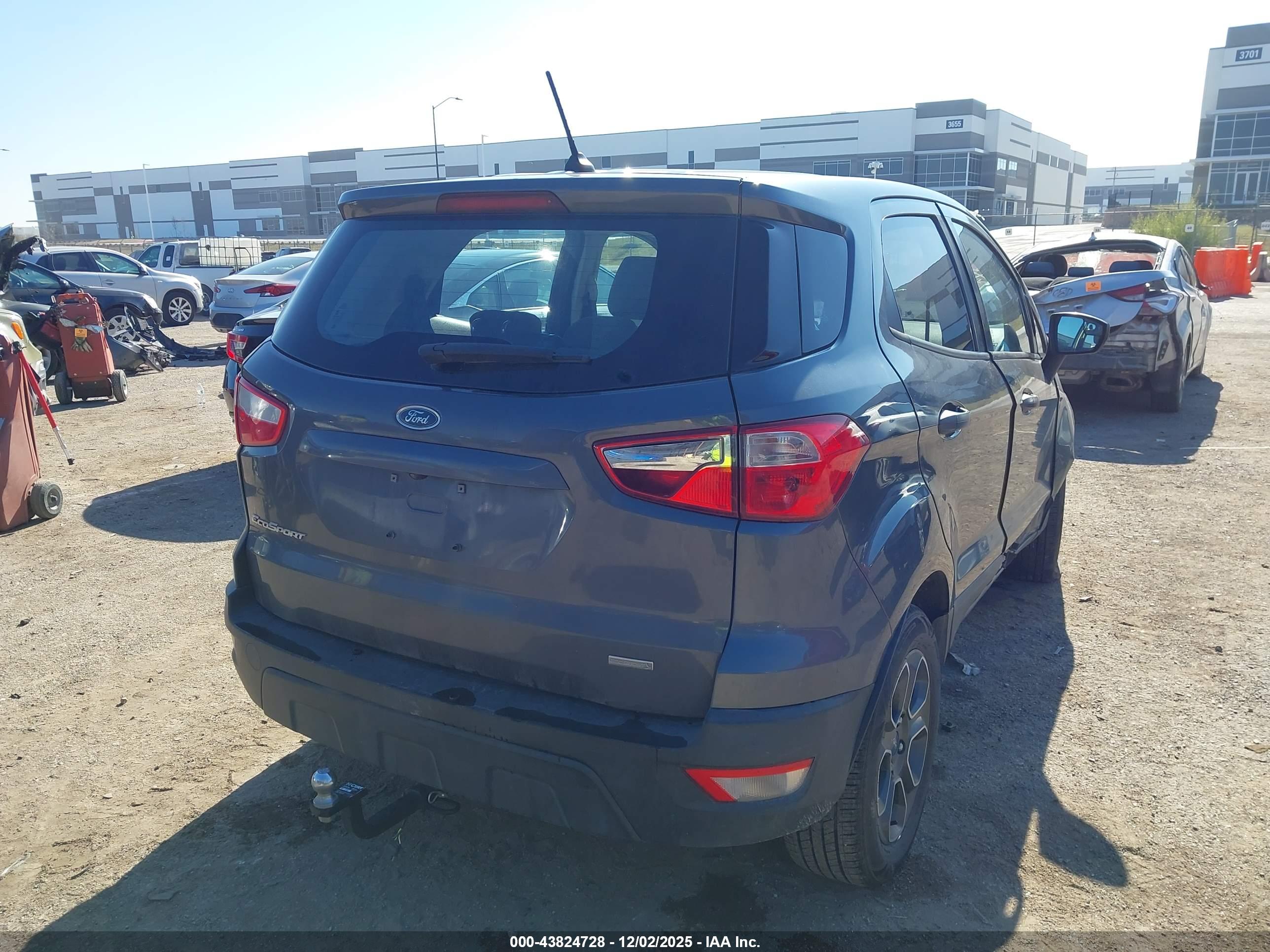FORD ECOSPORT image 4