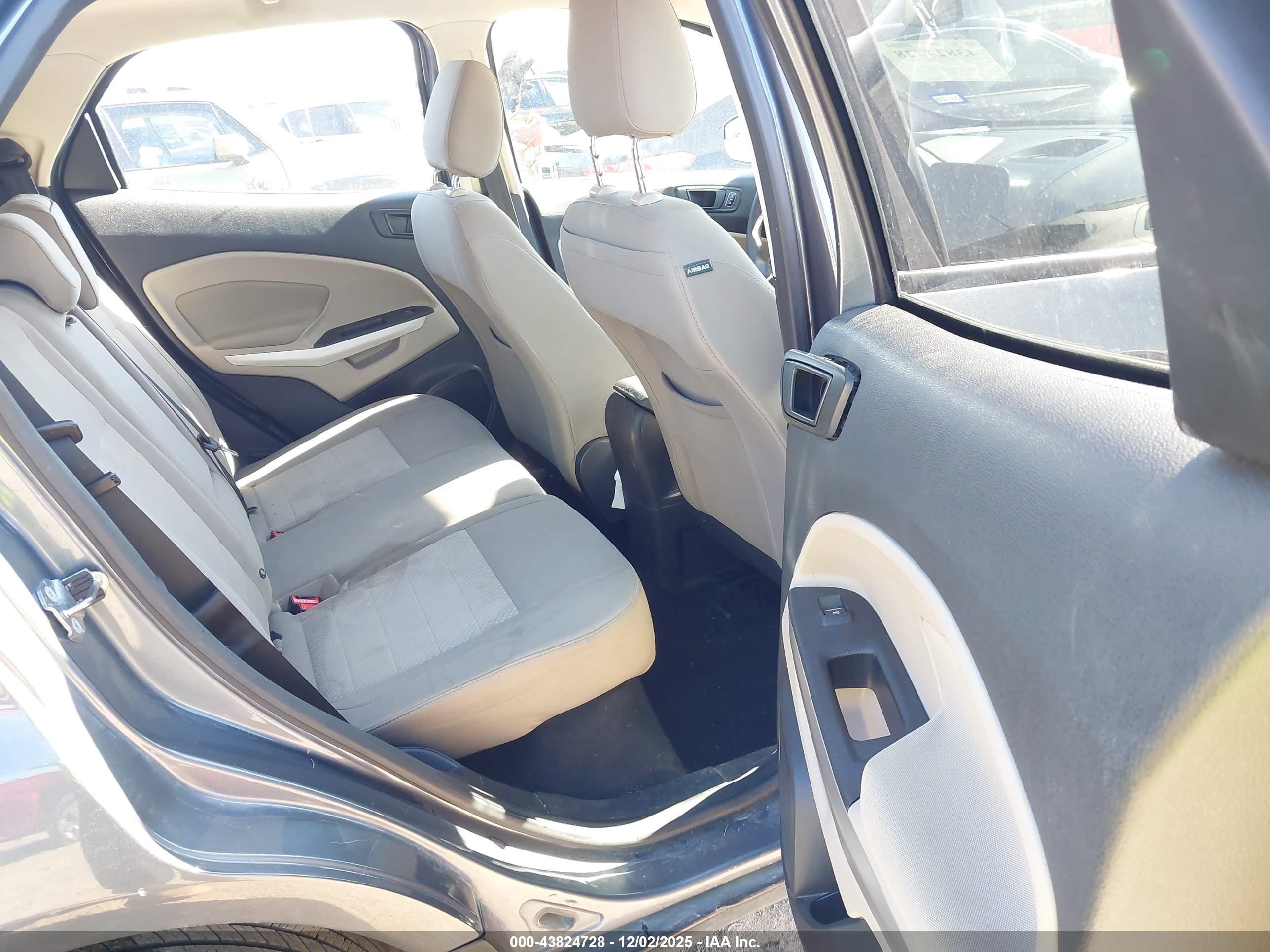 FORD ECOSPORT image 8