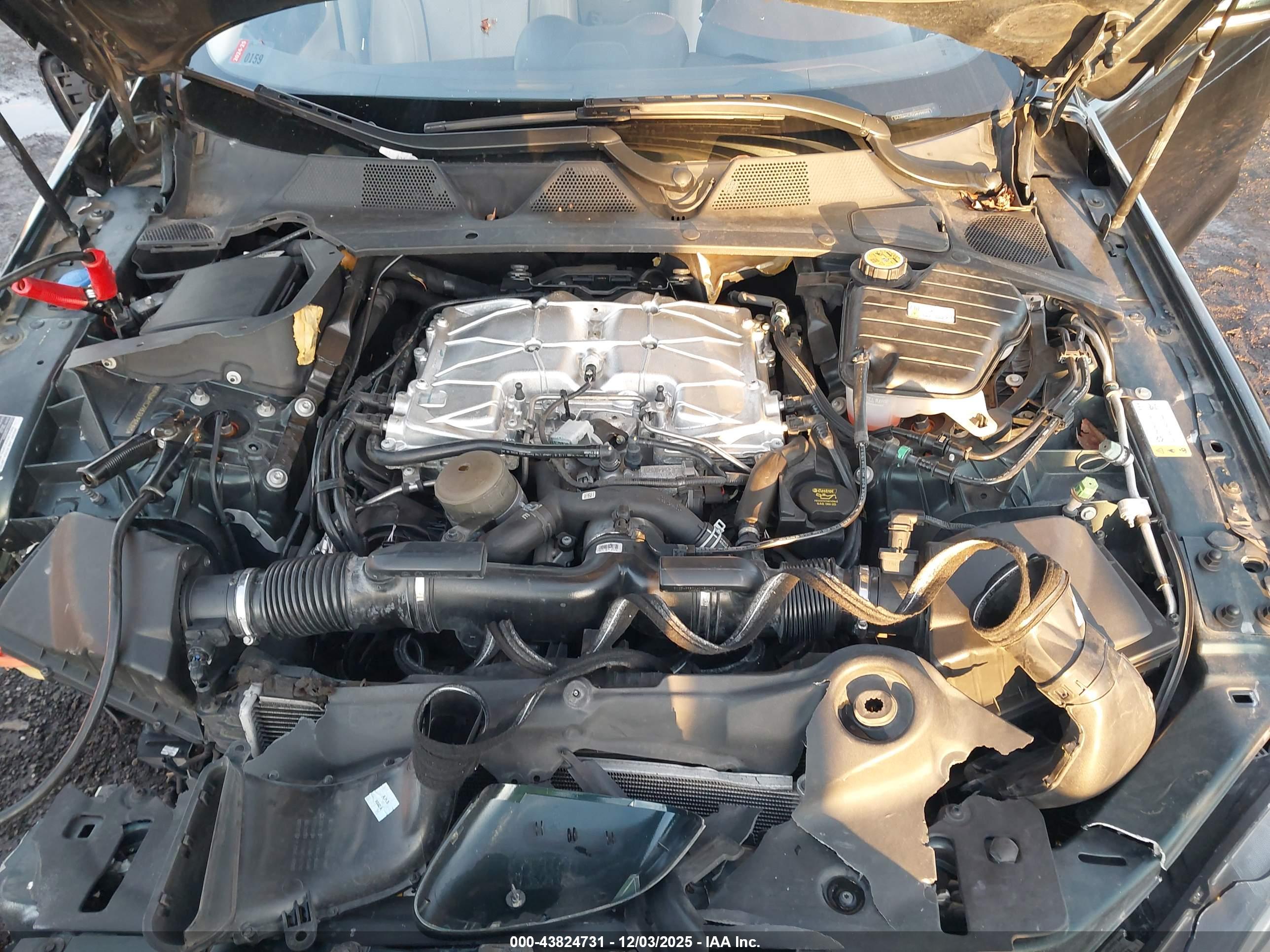 JAGUAR XJ image 10