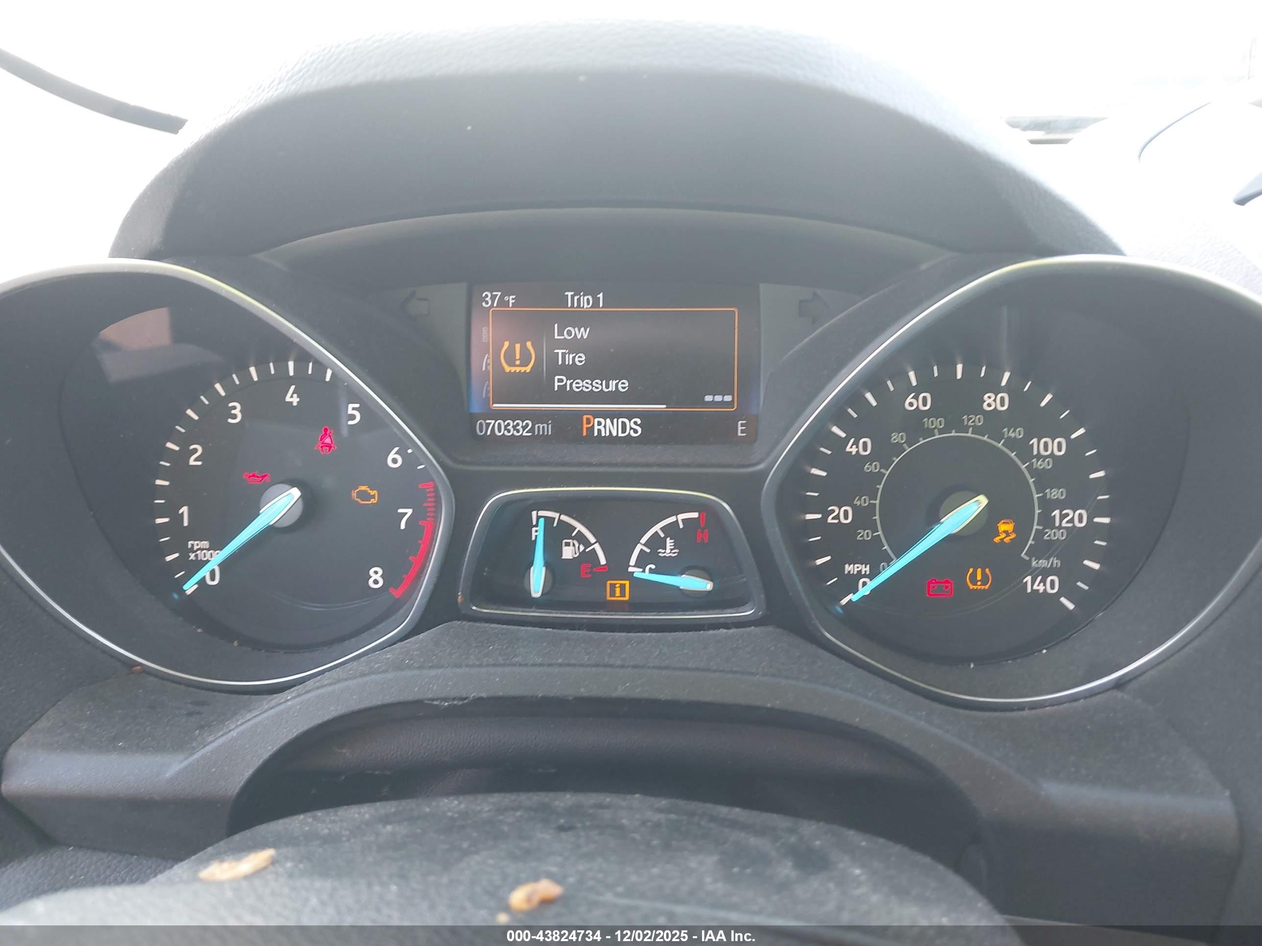 FORD ESCAPE image 7