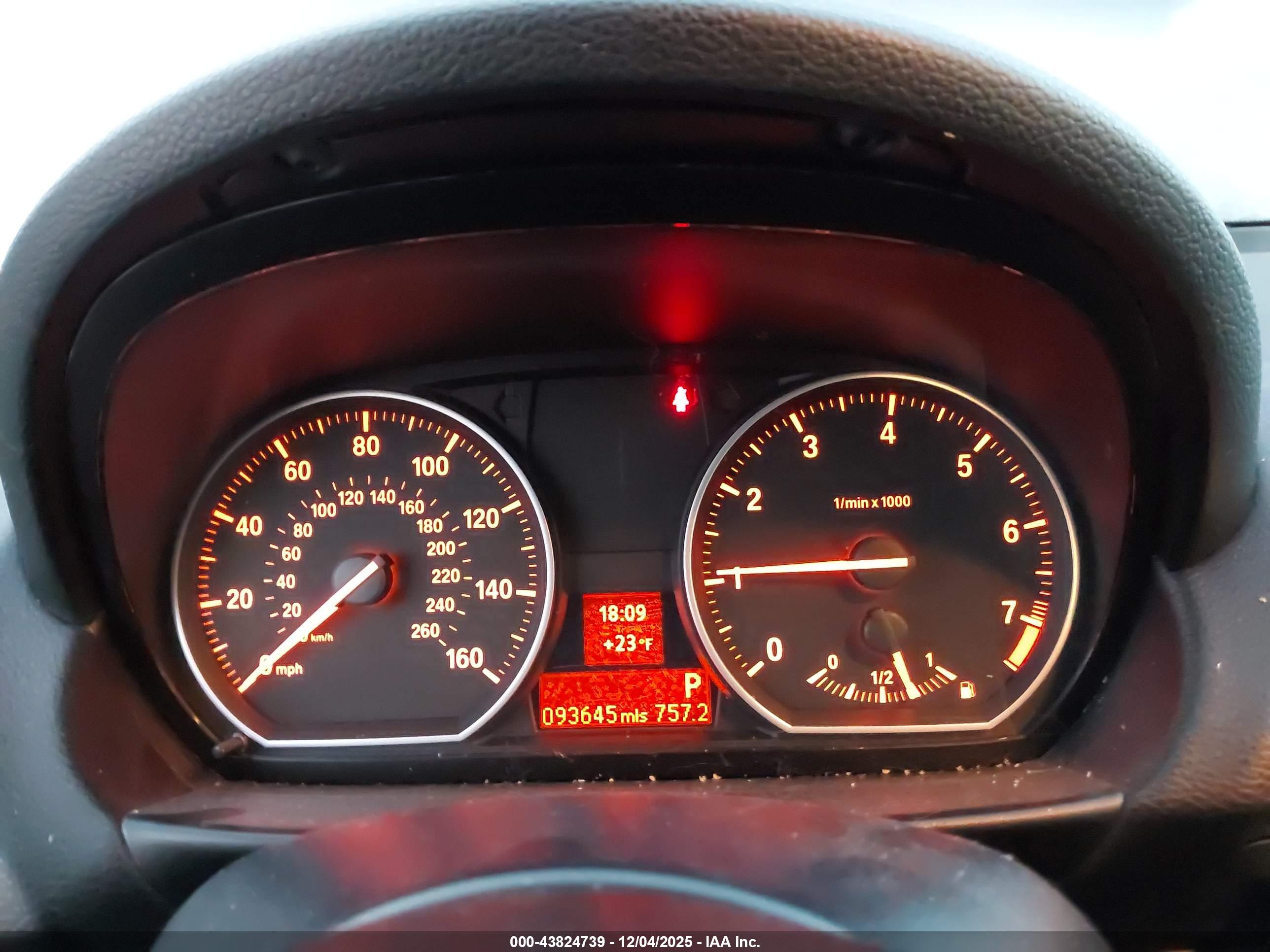 BMW 128I image 7