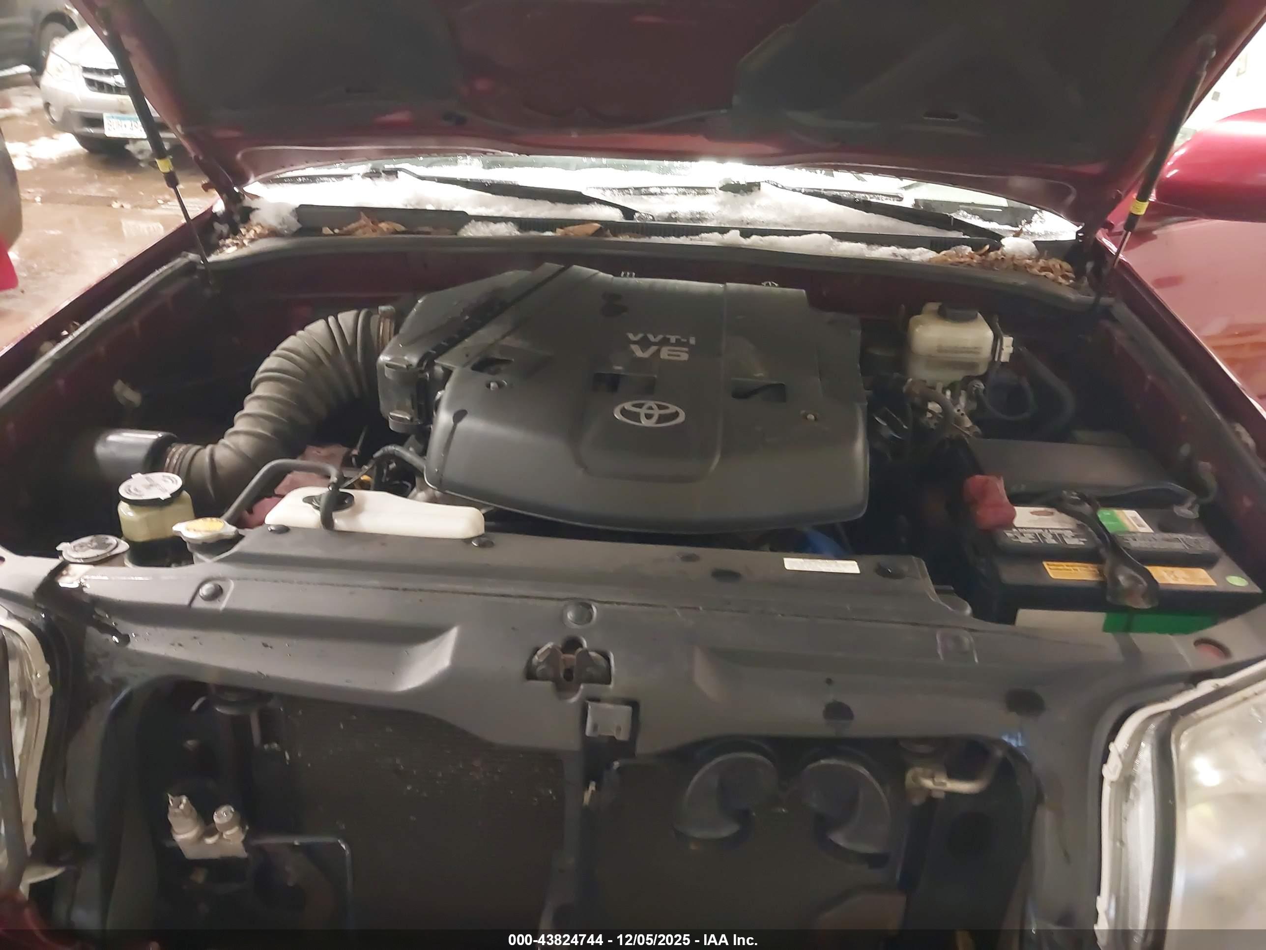 TOYOTA 4RUNNER image 10