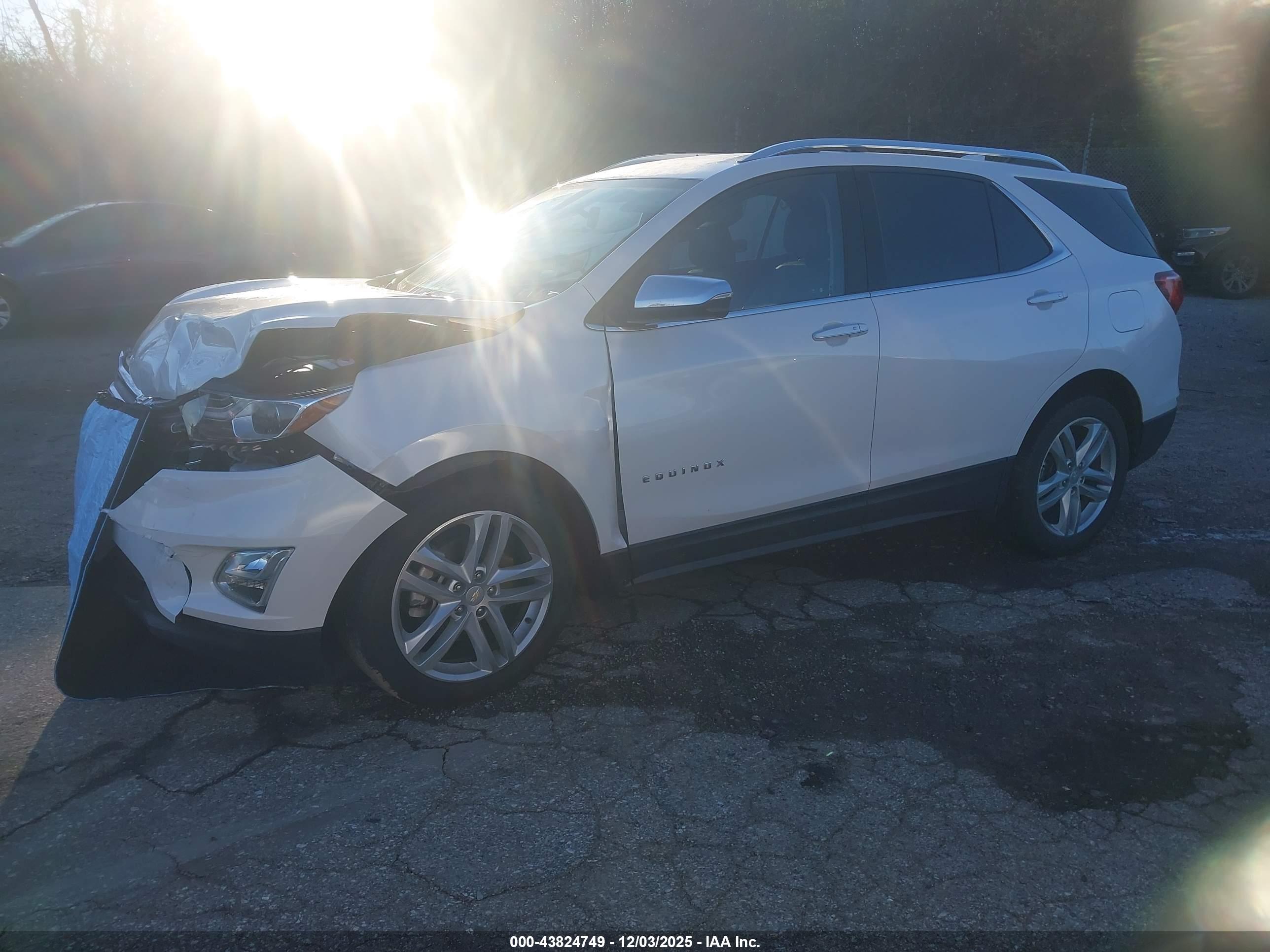 CHEVROLET EQUINOX image 2