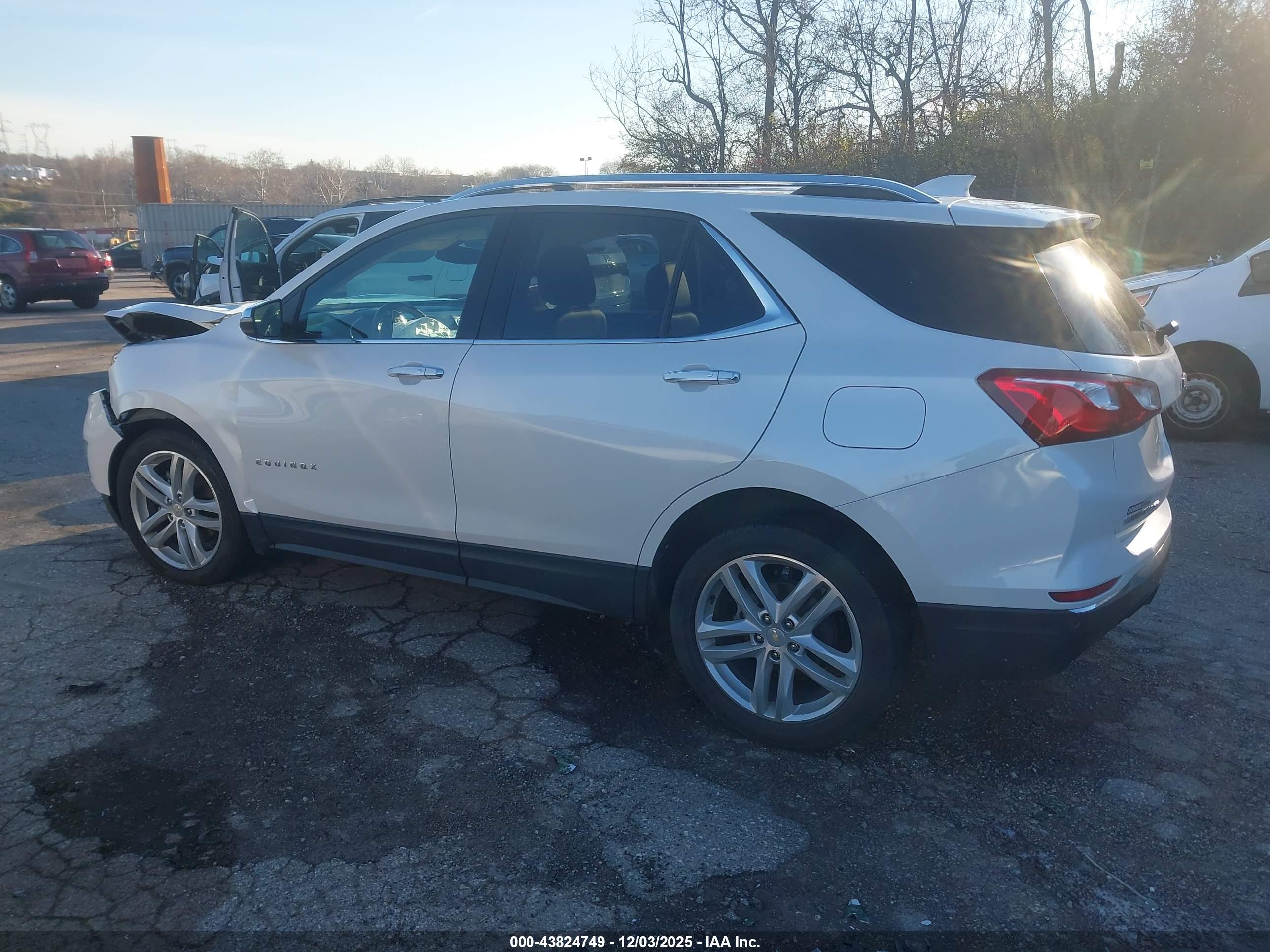CHEVROLET EQUINOX image 3