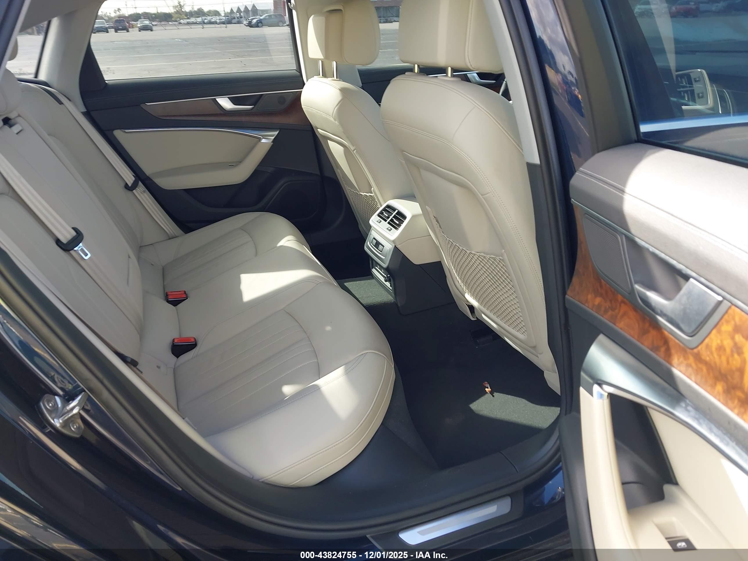 AUDI A6 image 8