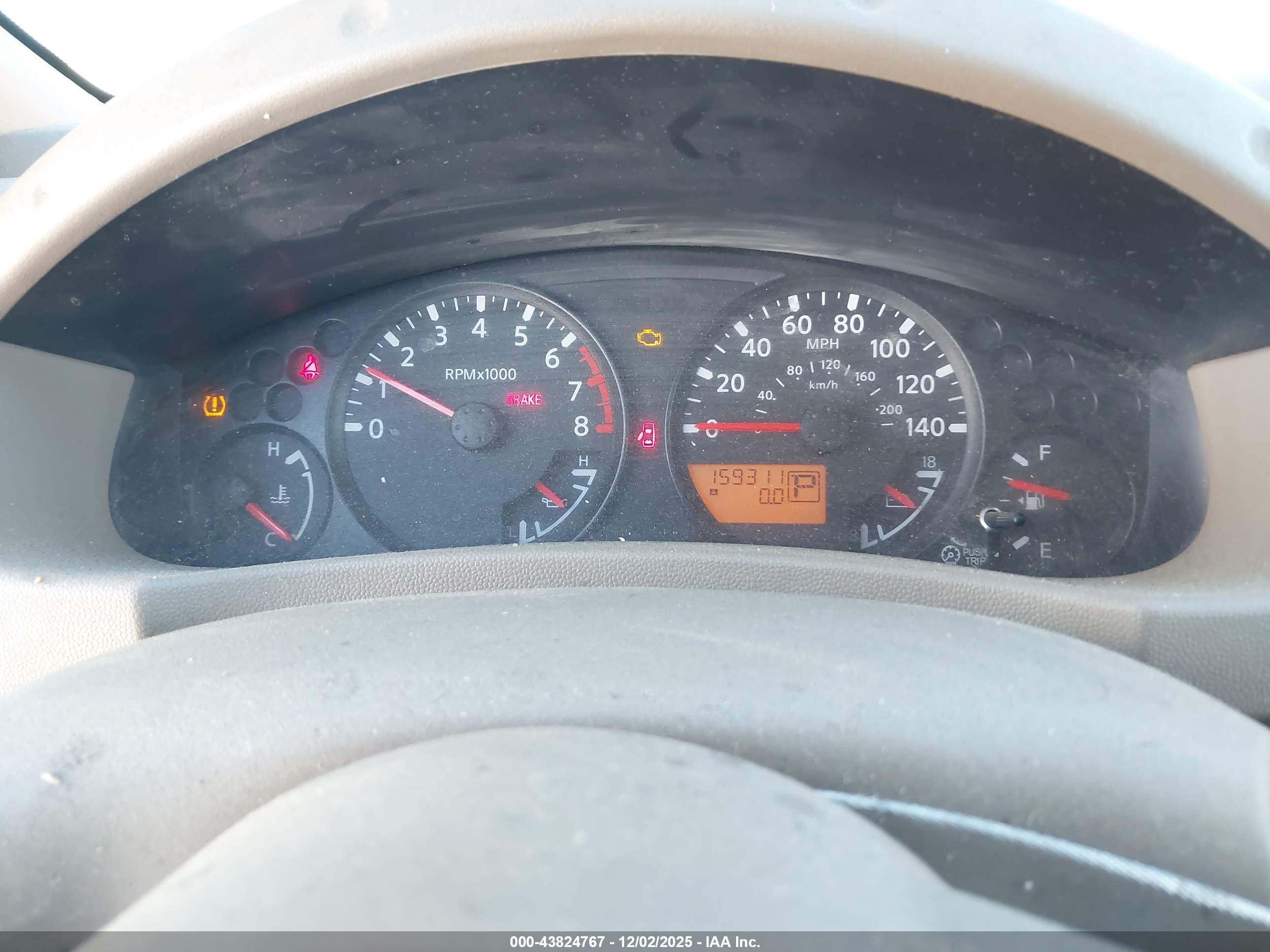 NISSAN FRONTIER image 7
