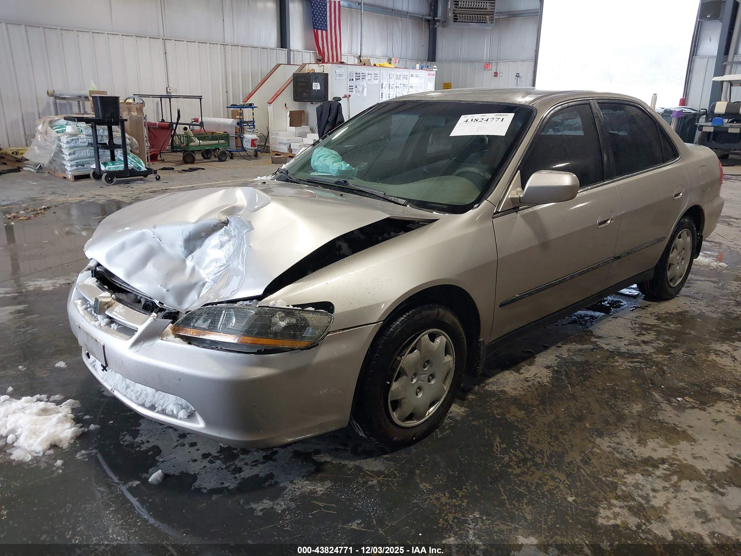 HONDA ACCORD image 2