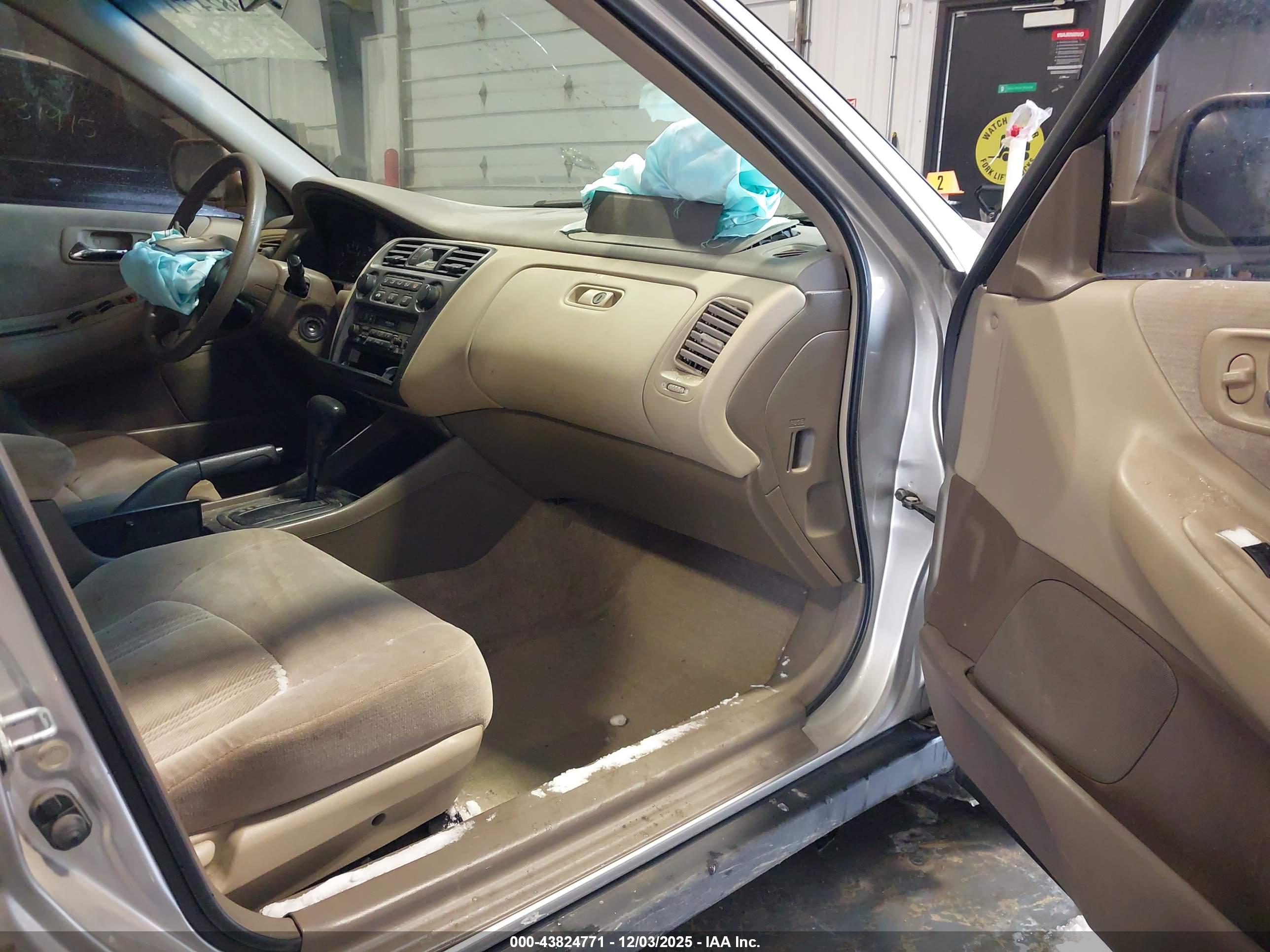 HONDA ACCORD image 5