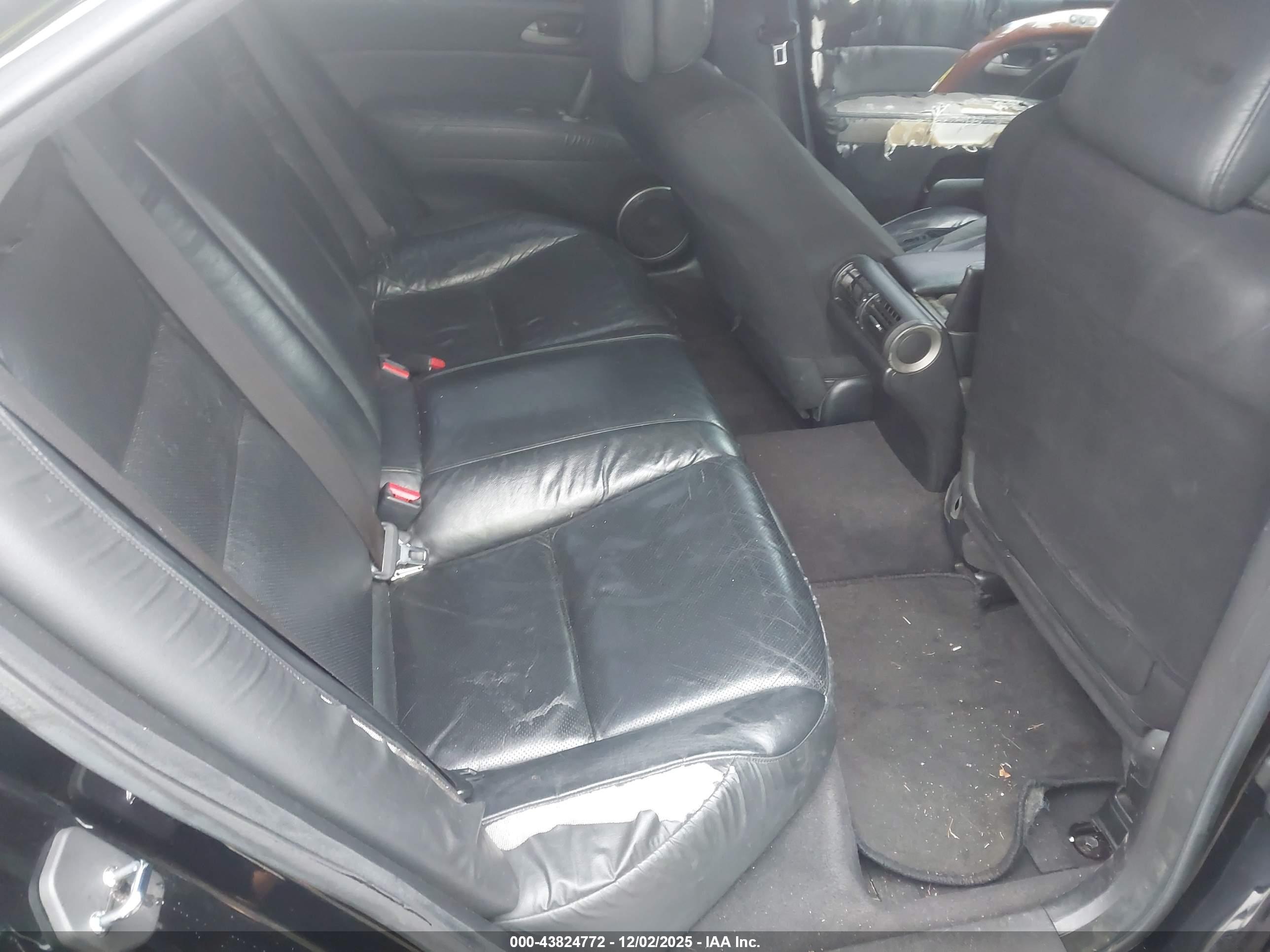 ACURA RL image 8