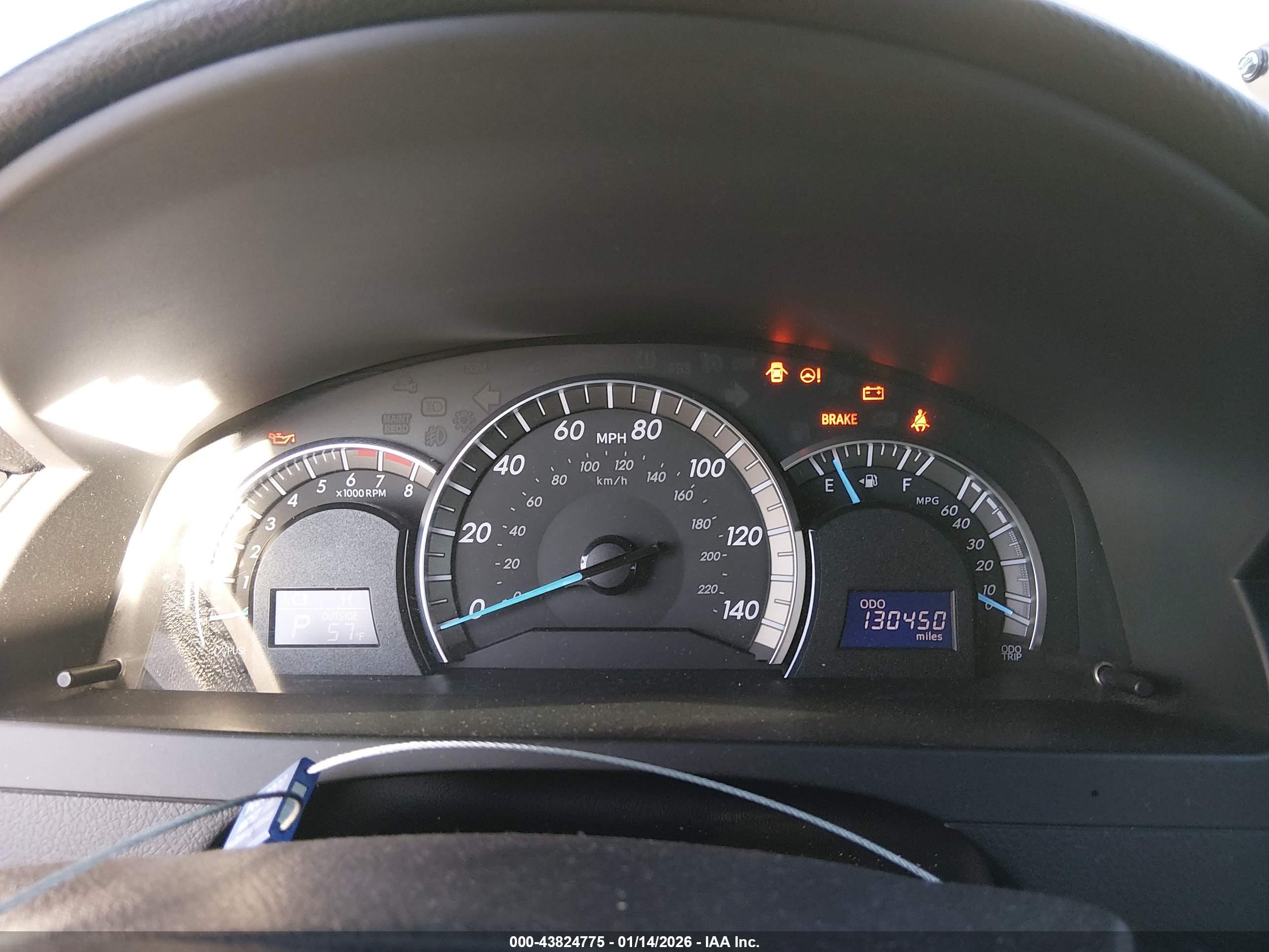 TOYOTA CAMRY image 7