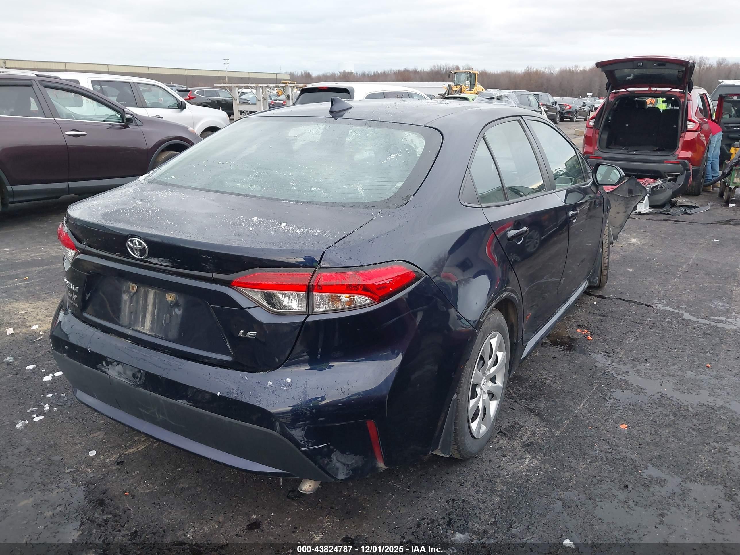 TOYOTA COROLLA image 4