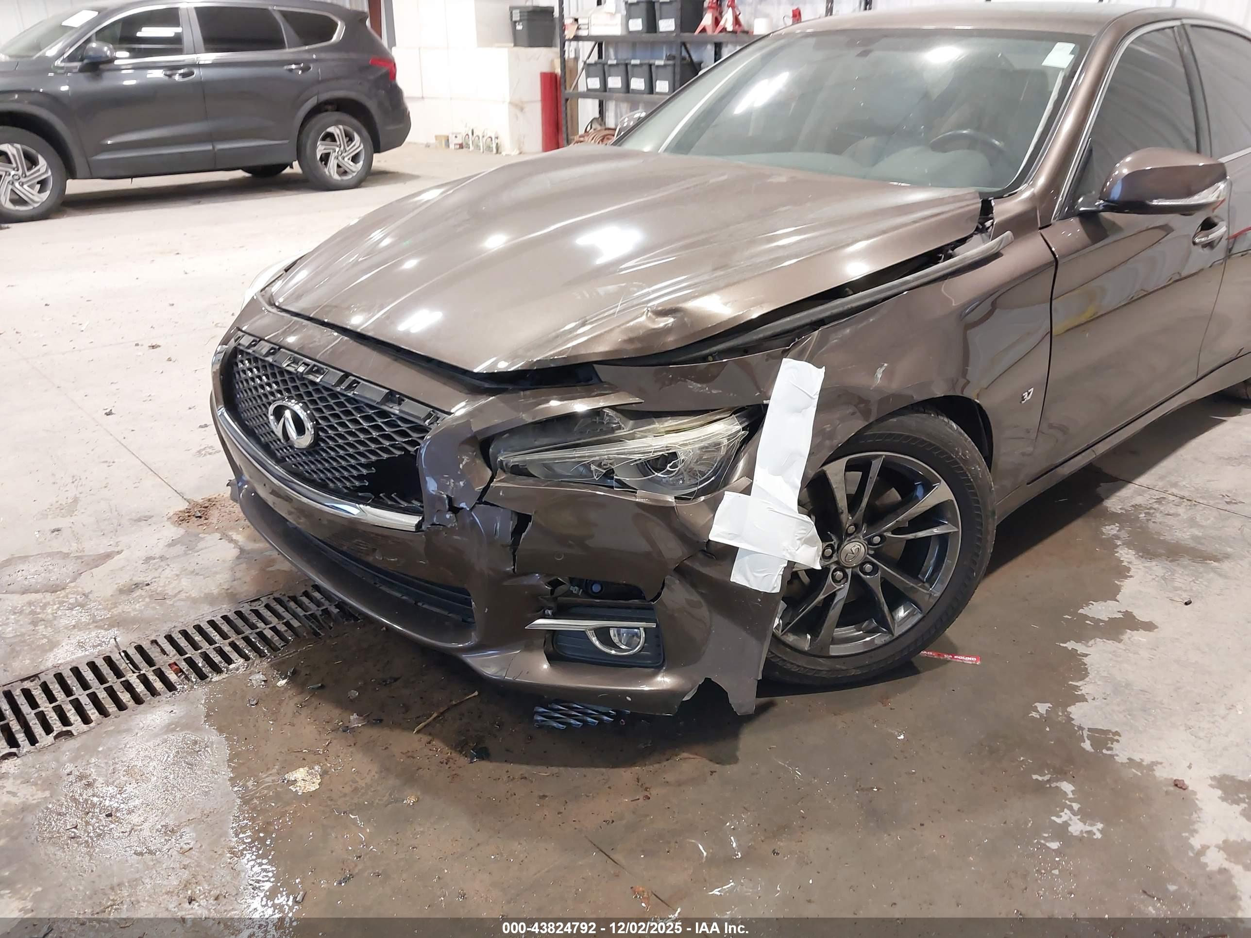 INFINITI Q50 image 6