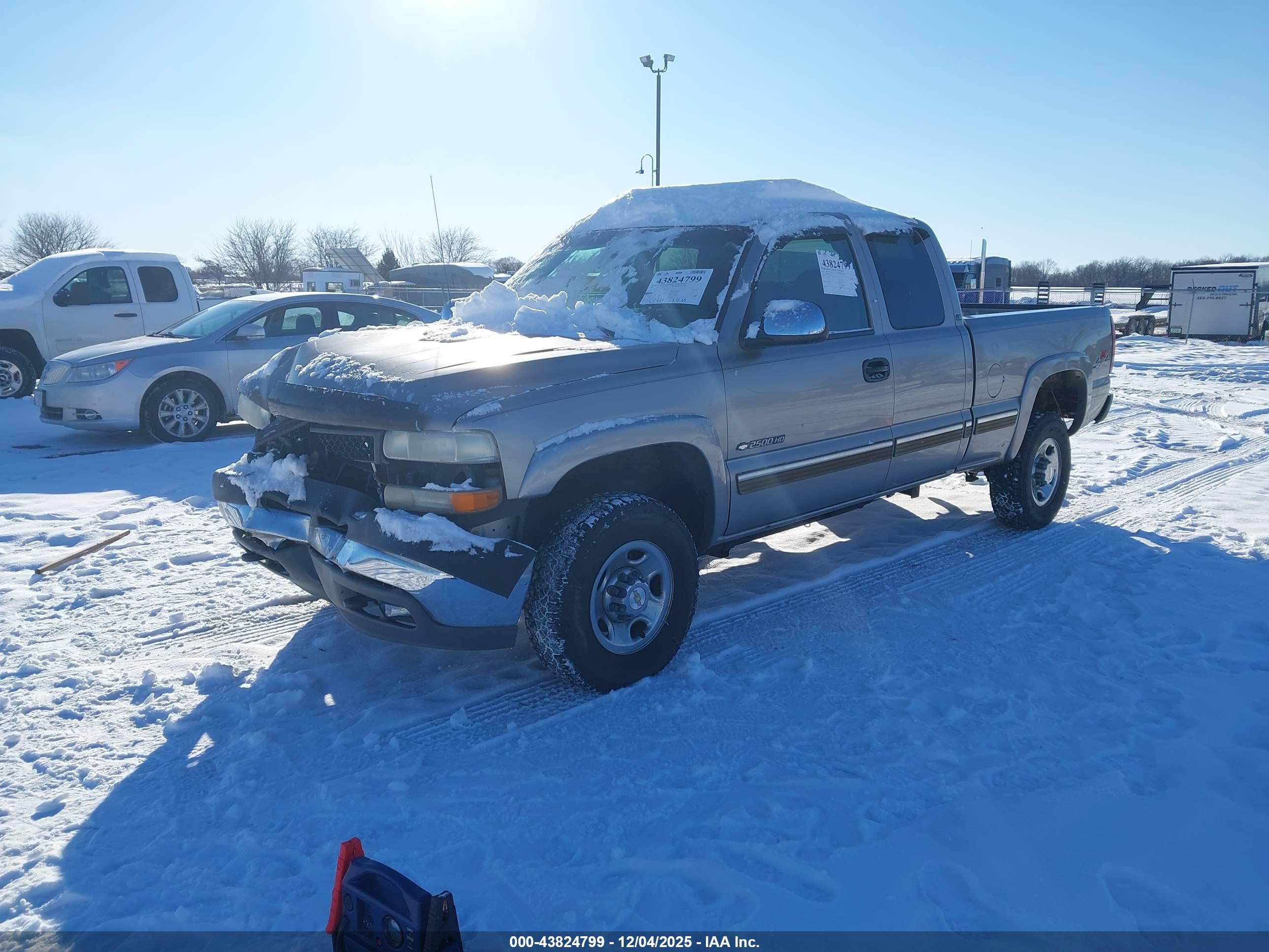 CHEVROLET SILVERADO image 2