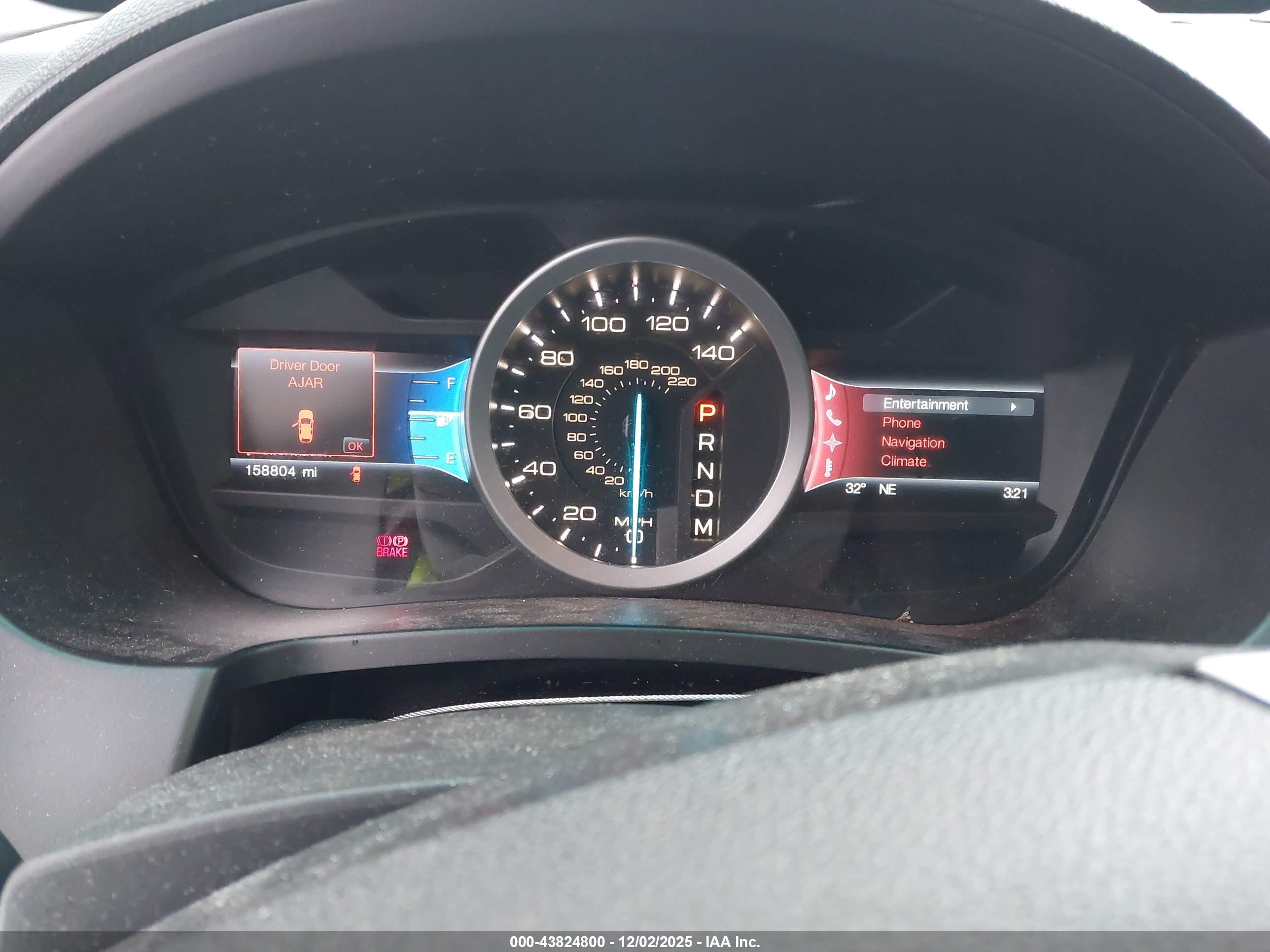 FORD EXPLORER image 7