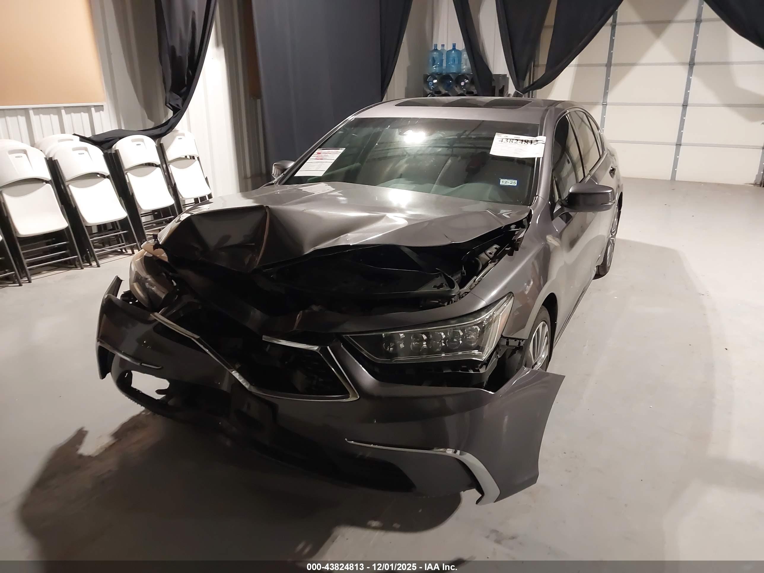 ACURA RLX image 2