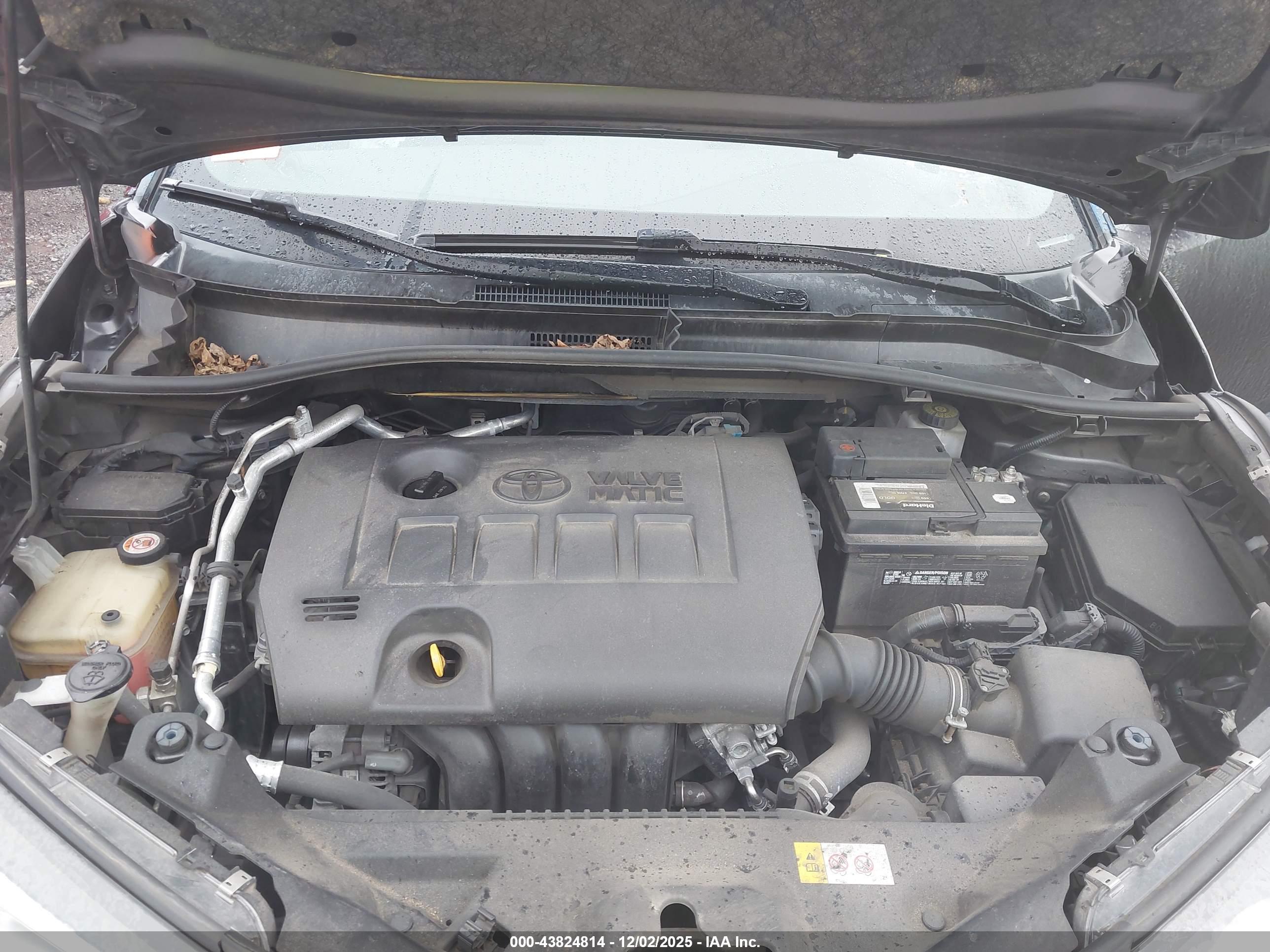 TOYOTA C-HR image 10