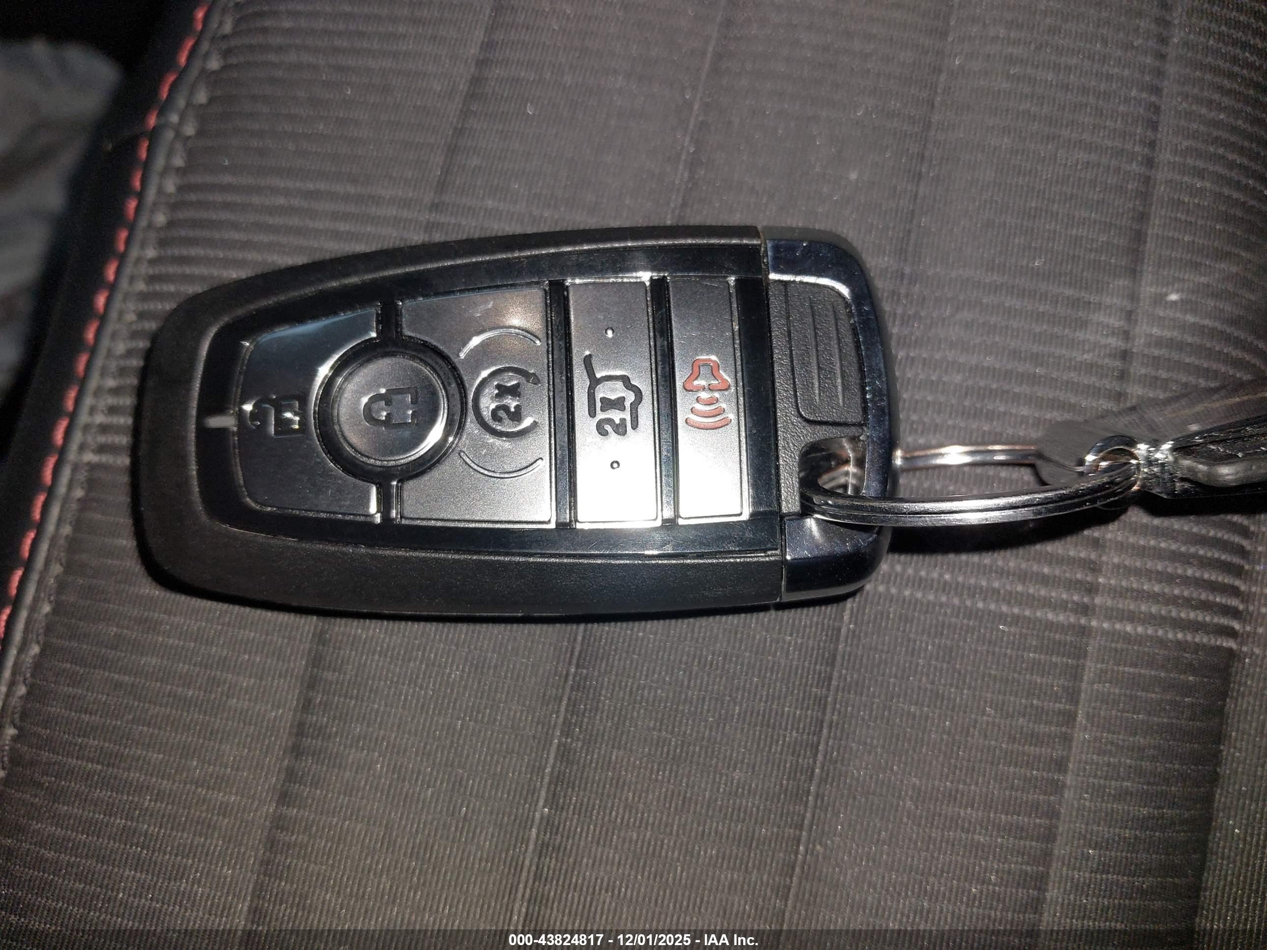 FORD EXPLORER image 11