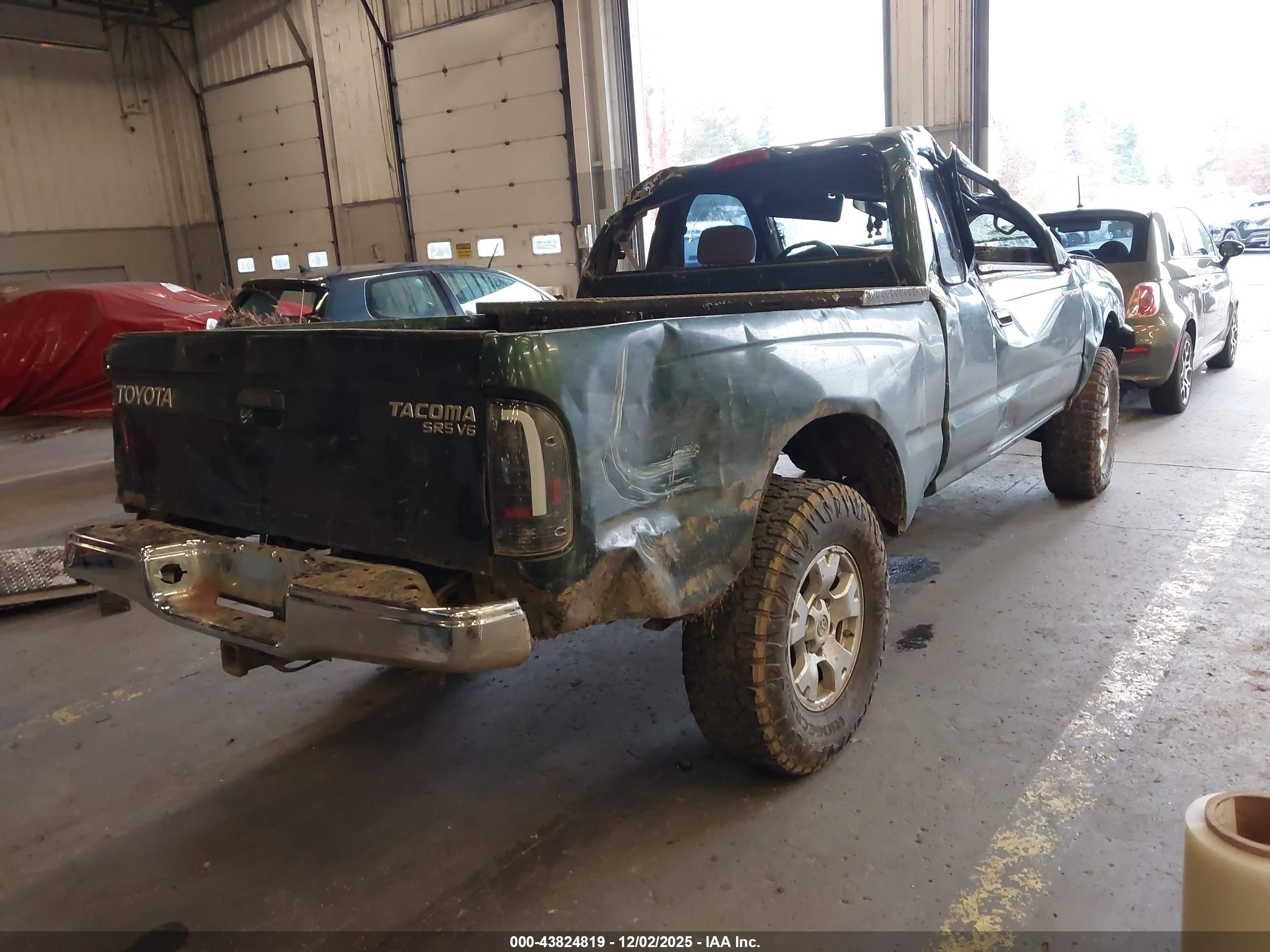 TOYOTA TACOMA image 4