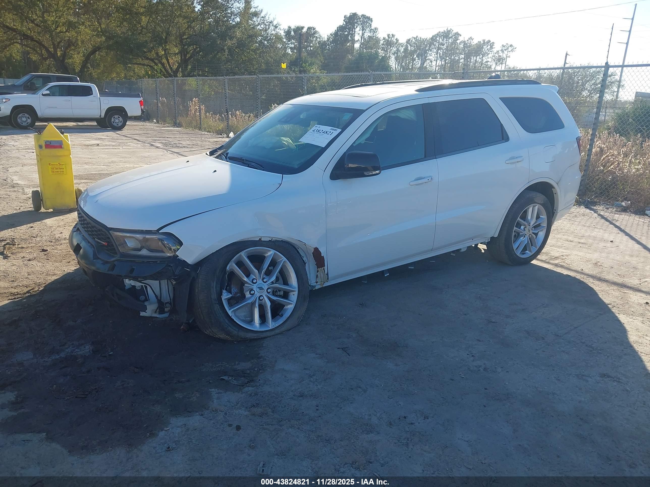 DODGE DURANGO image 2