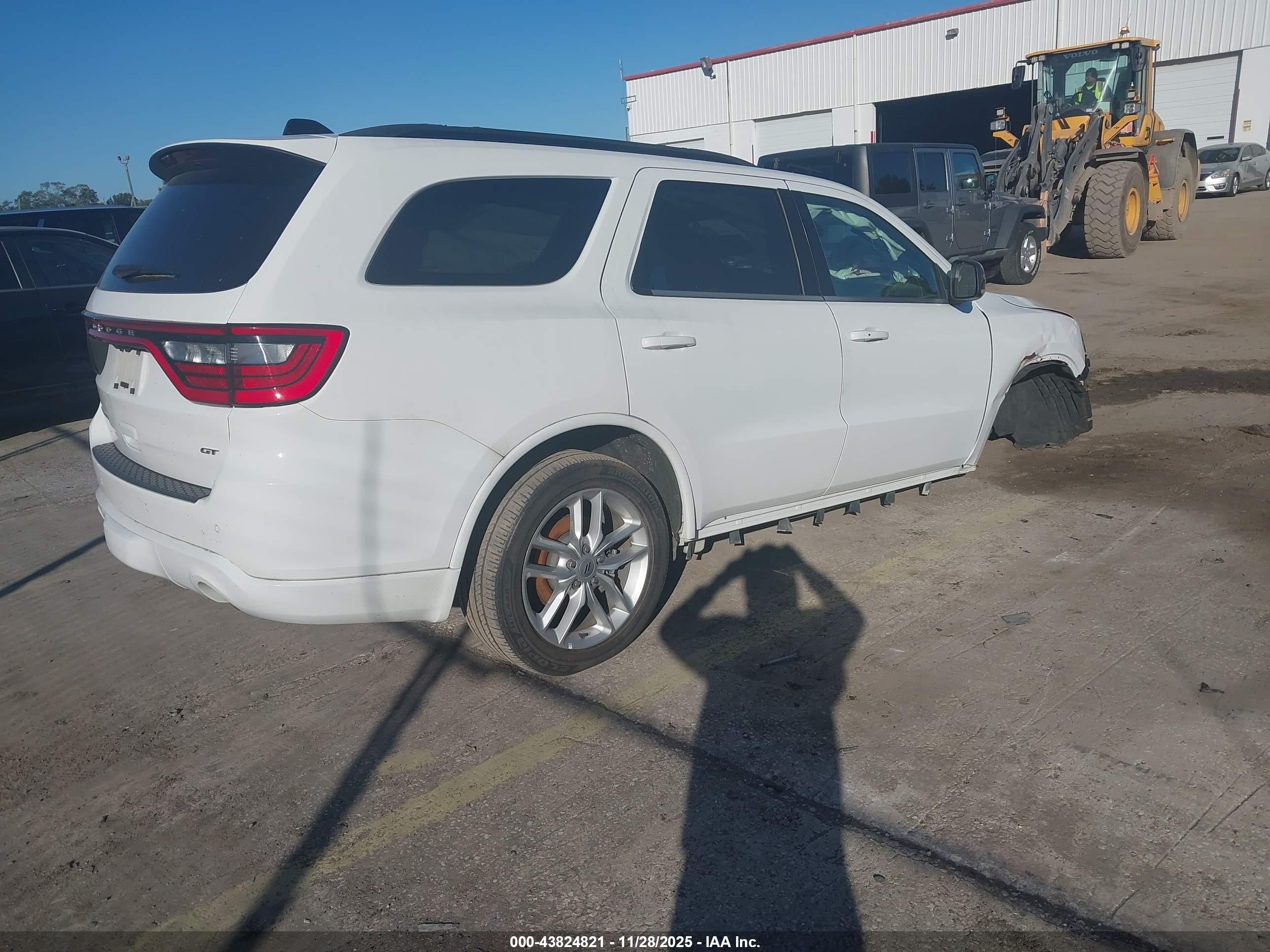 DODGE DURANGO image 4