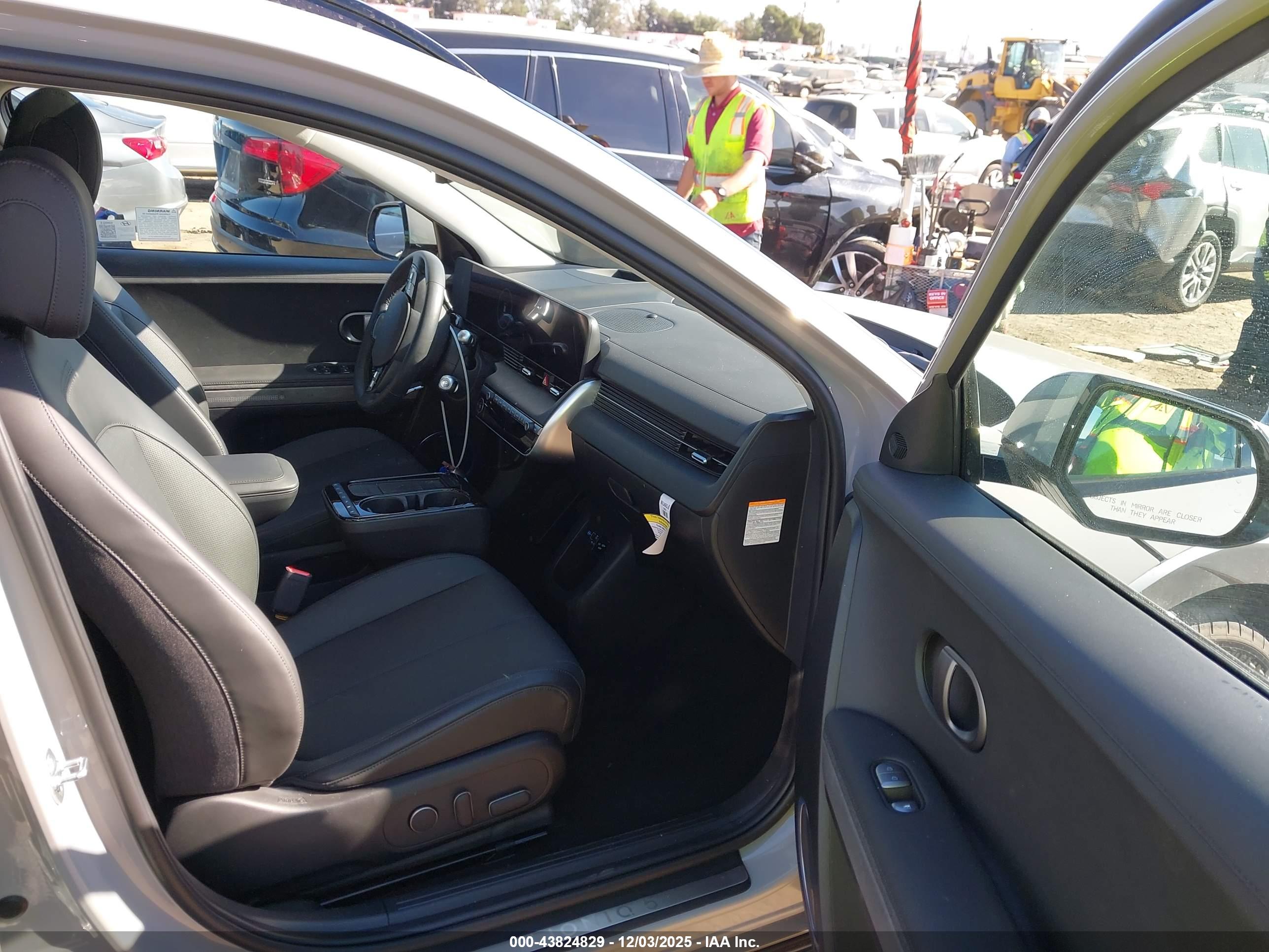 HYUNDAI IONIQ image 5