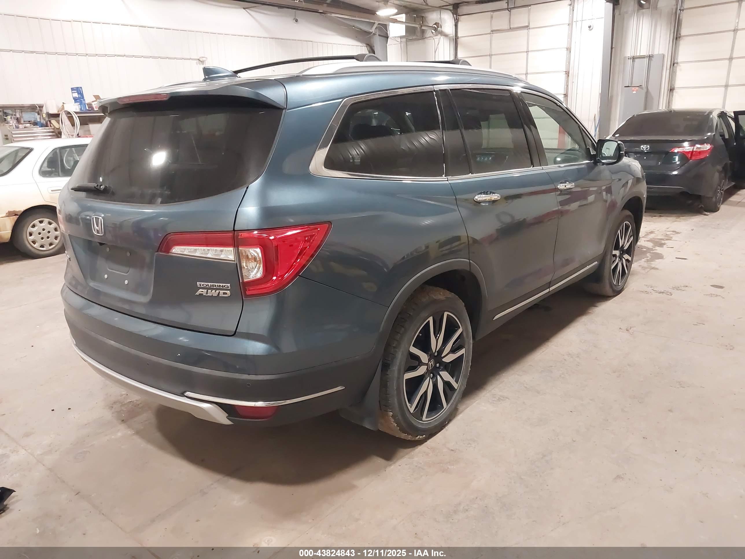 HONDA PILOT image 4