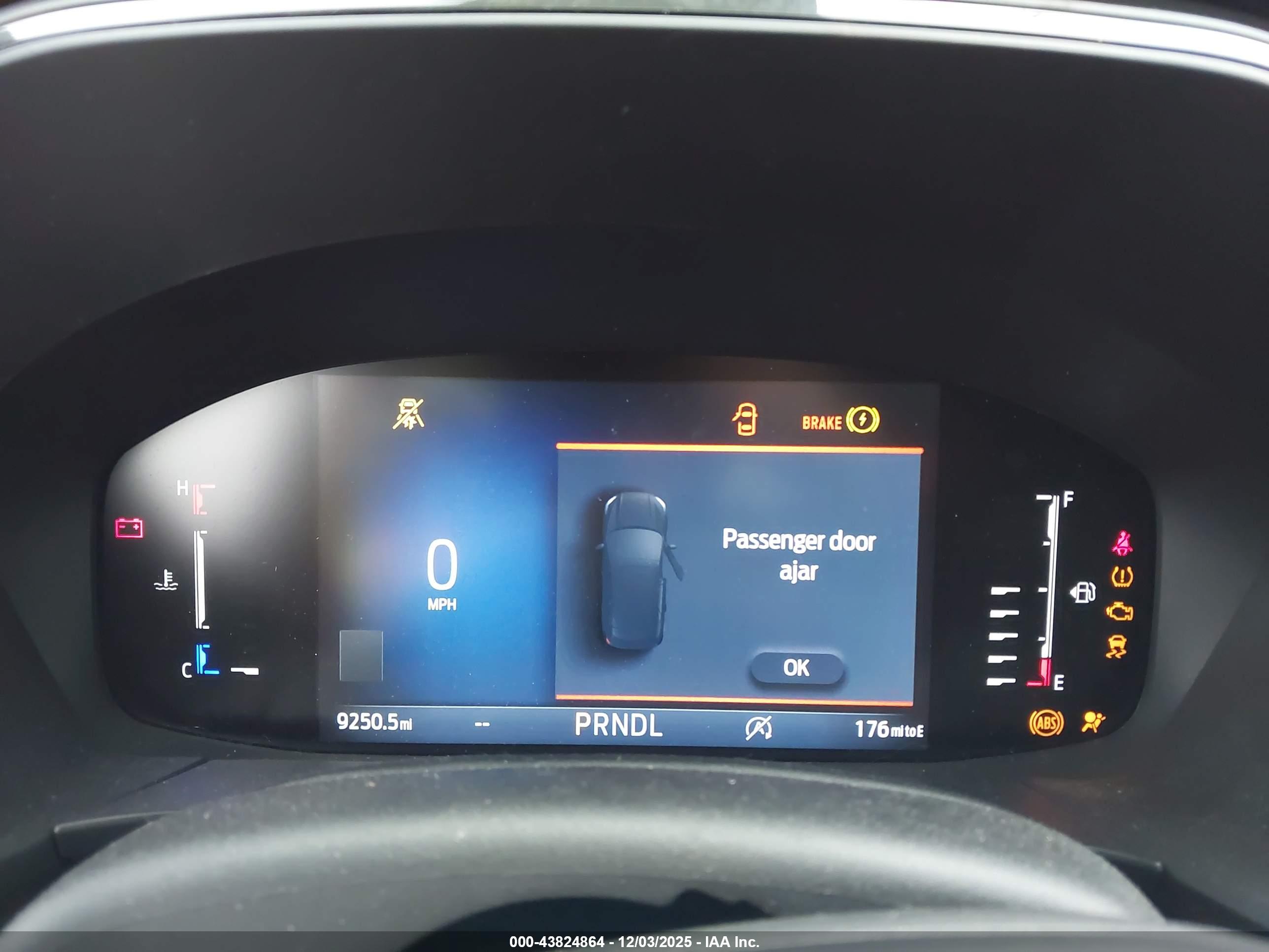 FORD ESCAPE image 7