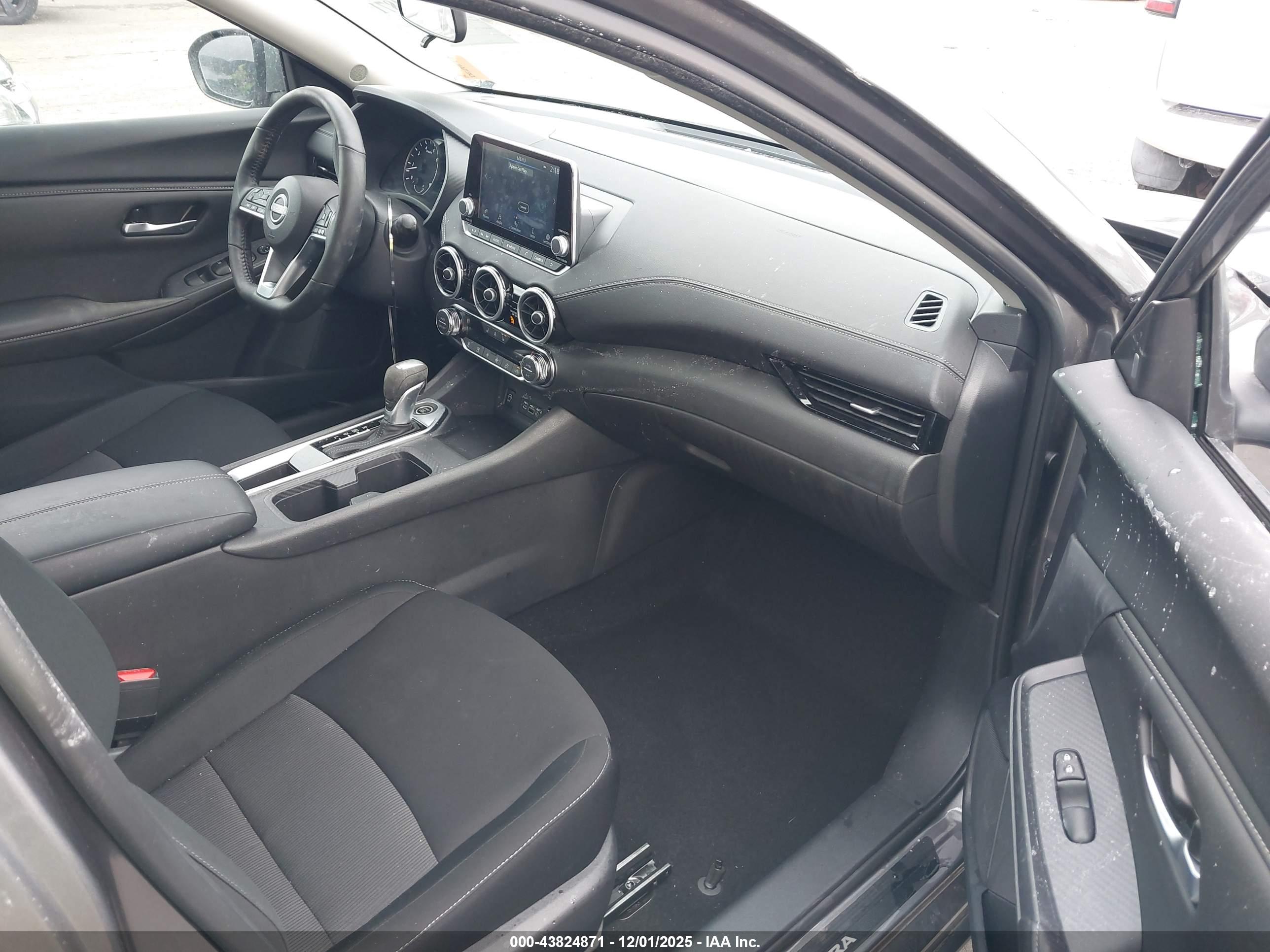 NISSAN SENTRA image 5