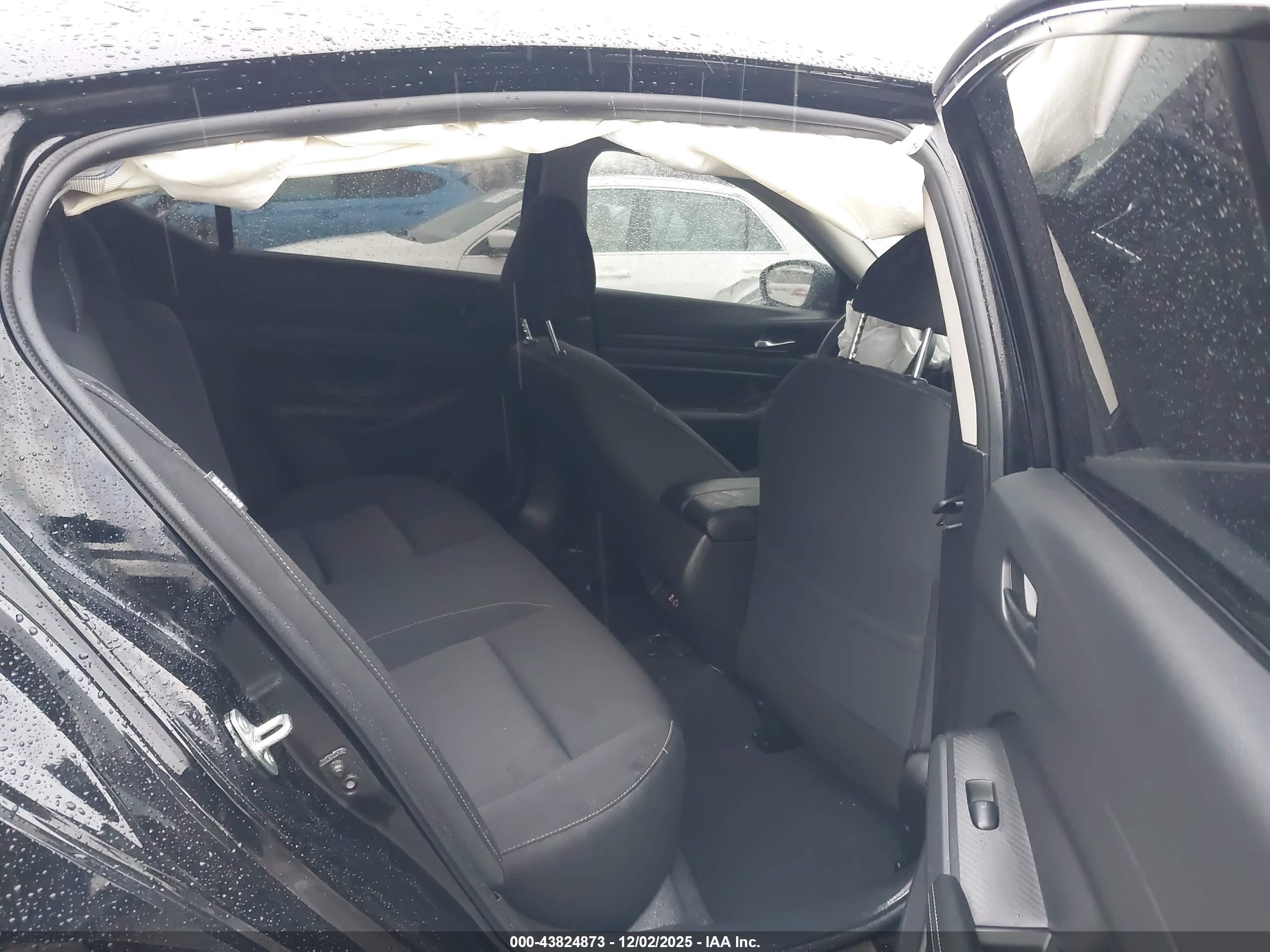 NISSAN ALTIMA image 8