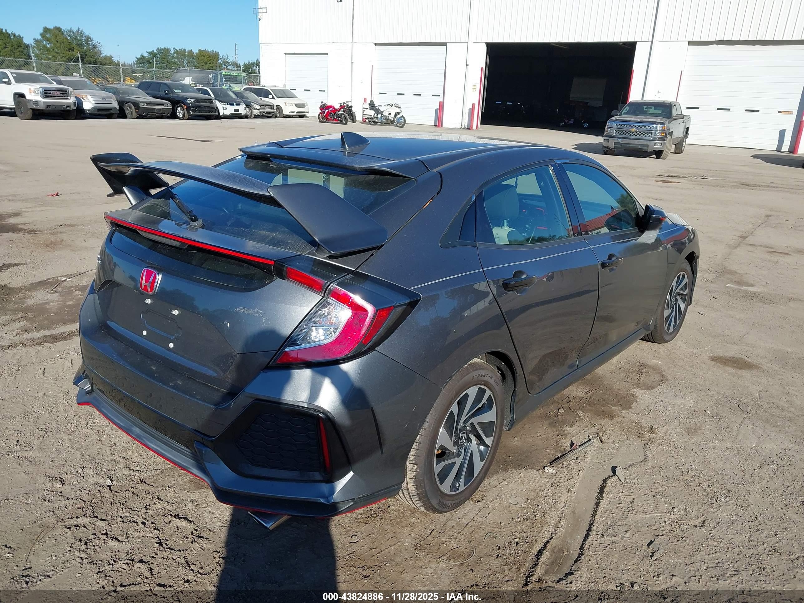 HONDA CIVIC image 4