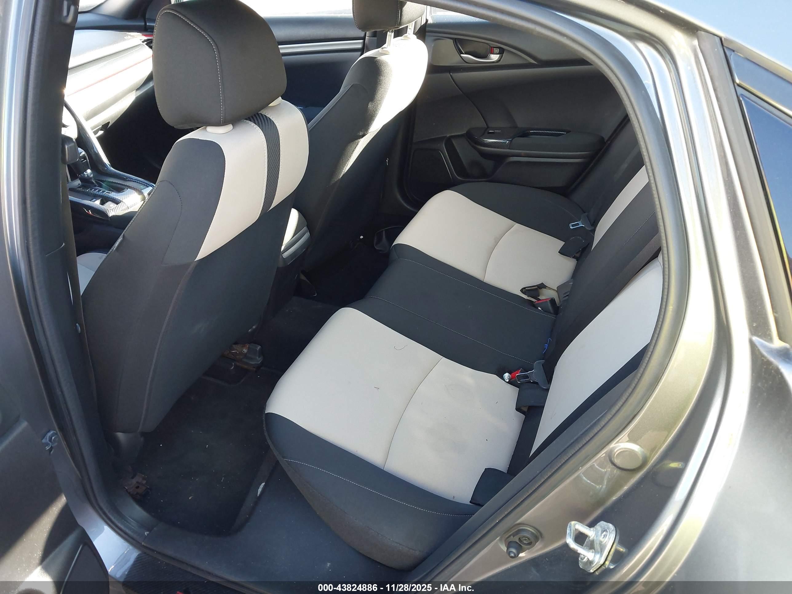 HONDA CIVIC image 8