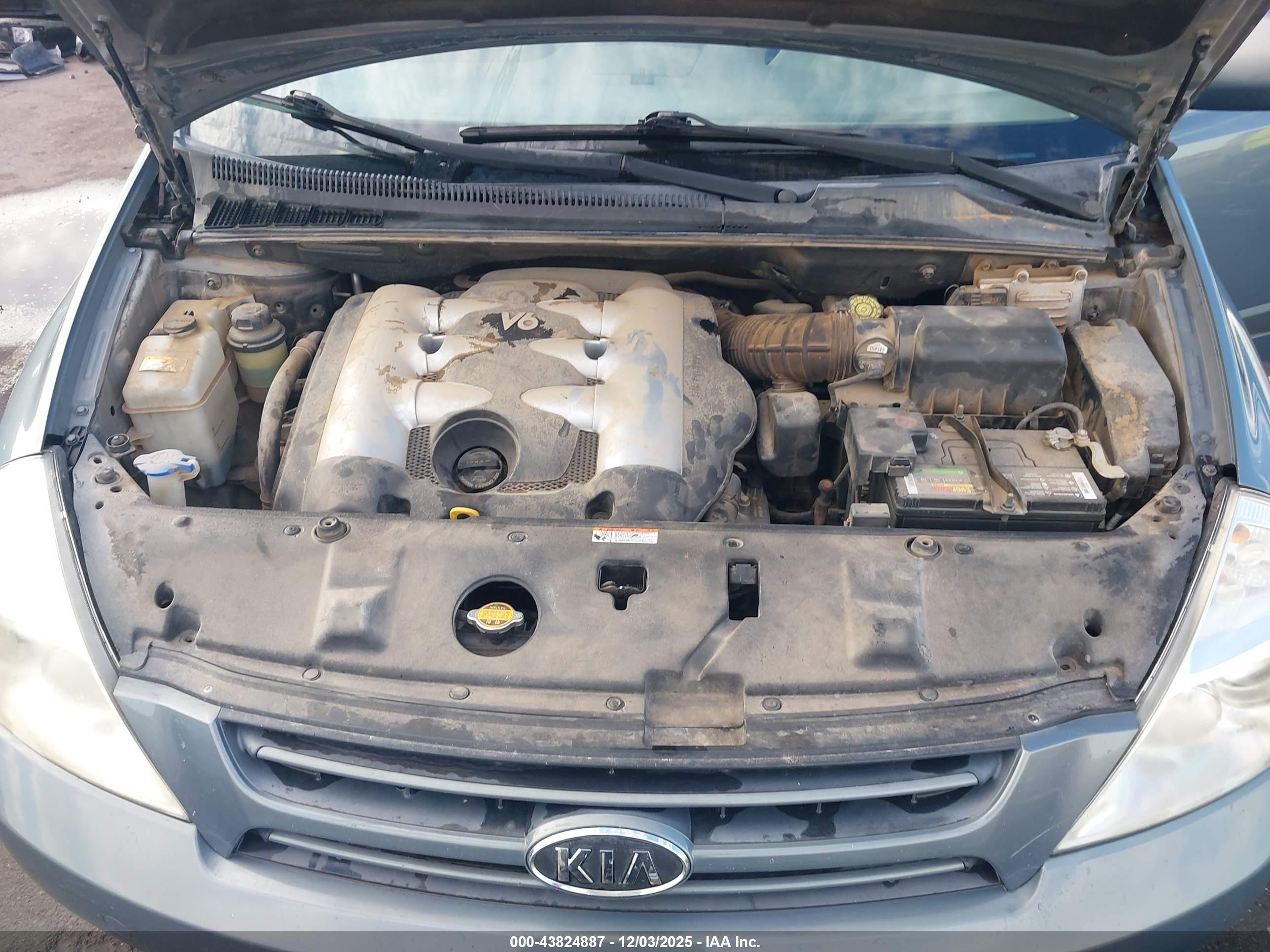 KIA SEDONA image 10