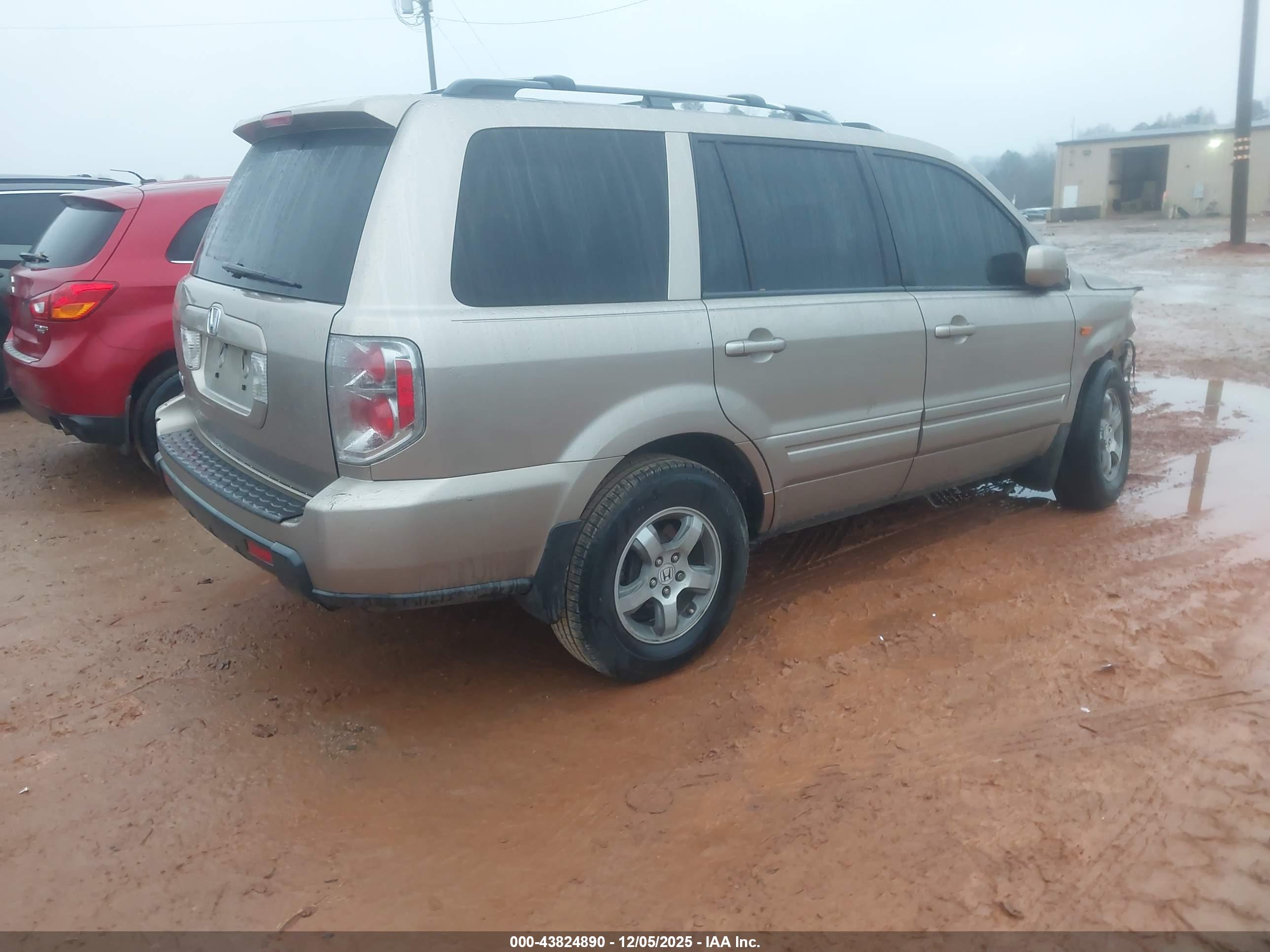 HONDA PILOT image 4