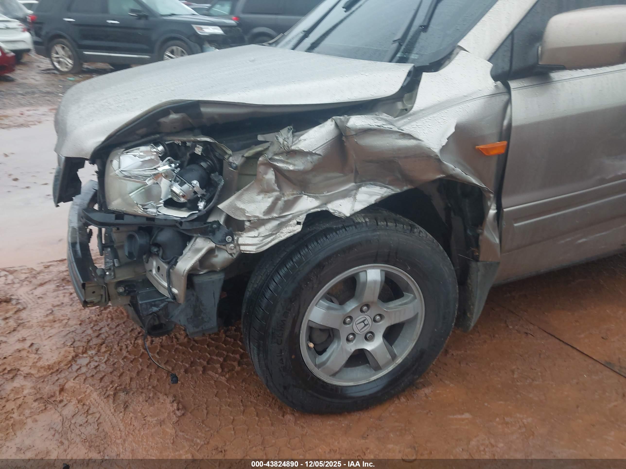 HONDA PILOT image 6