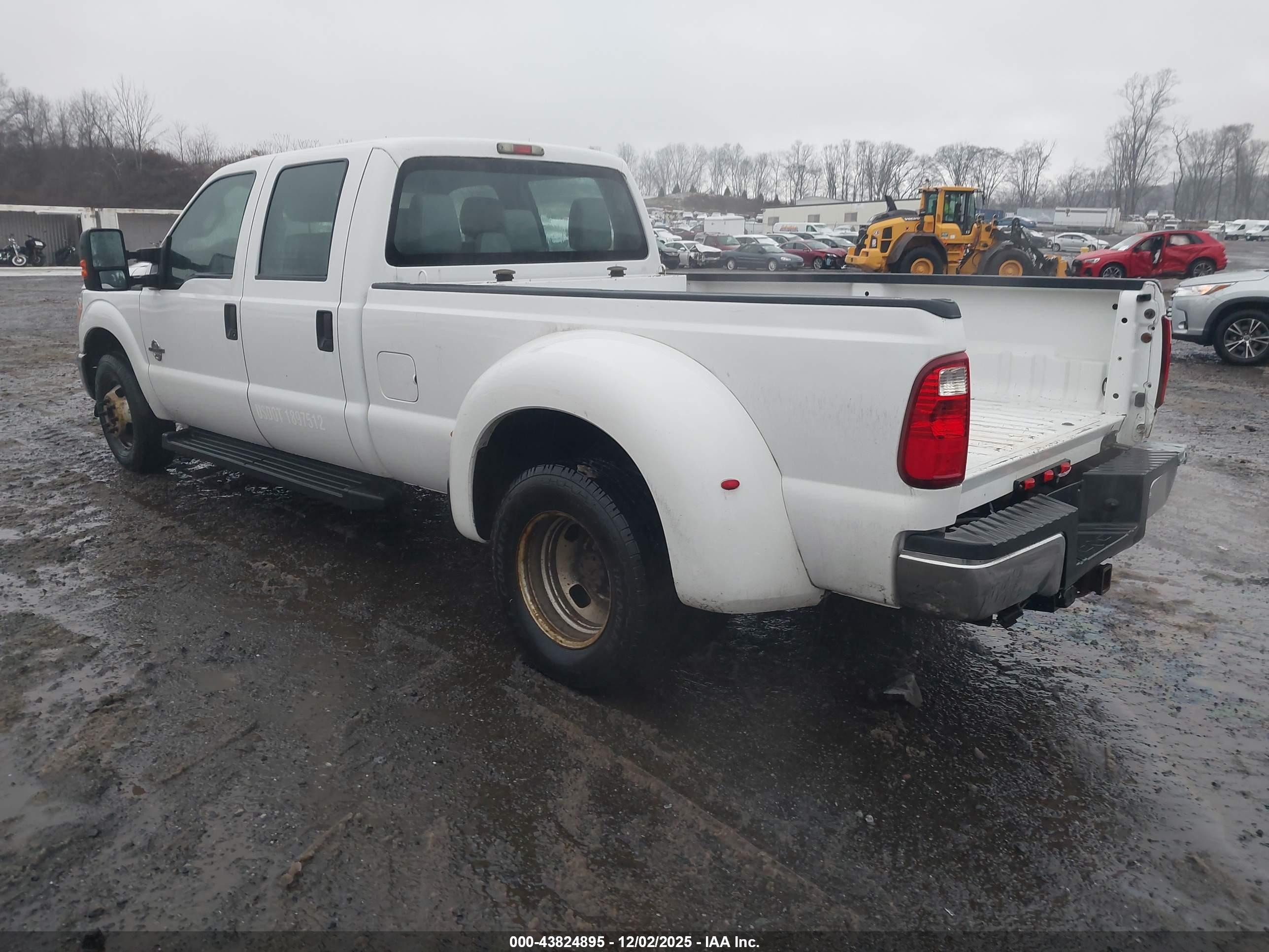 FORD F-350 image 3